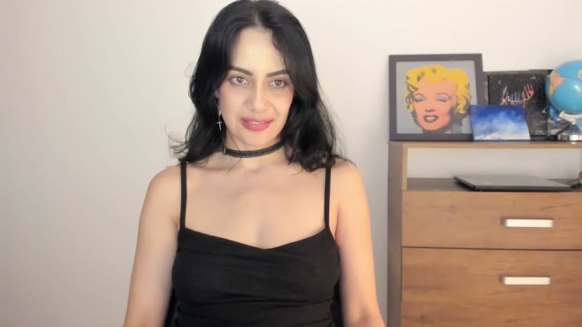 Gallery image thumbnail from Red_Flower203's myfreecams stream on, 11/18/2025, 24:55 image 13 of 20