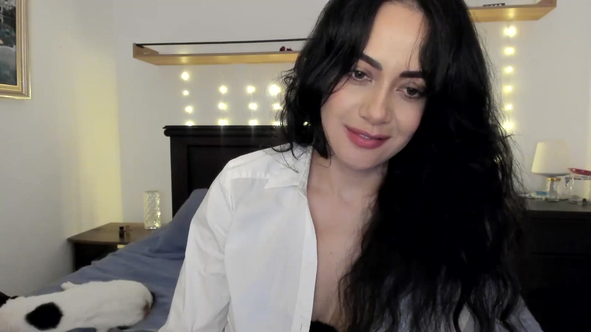 Gallery image thumbnail from Red_Flower203's myfreecams stream on, 11/26/2025, 19:03 image 6 of 20
