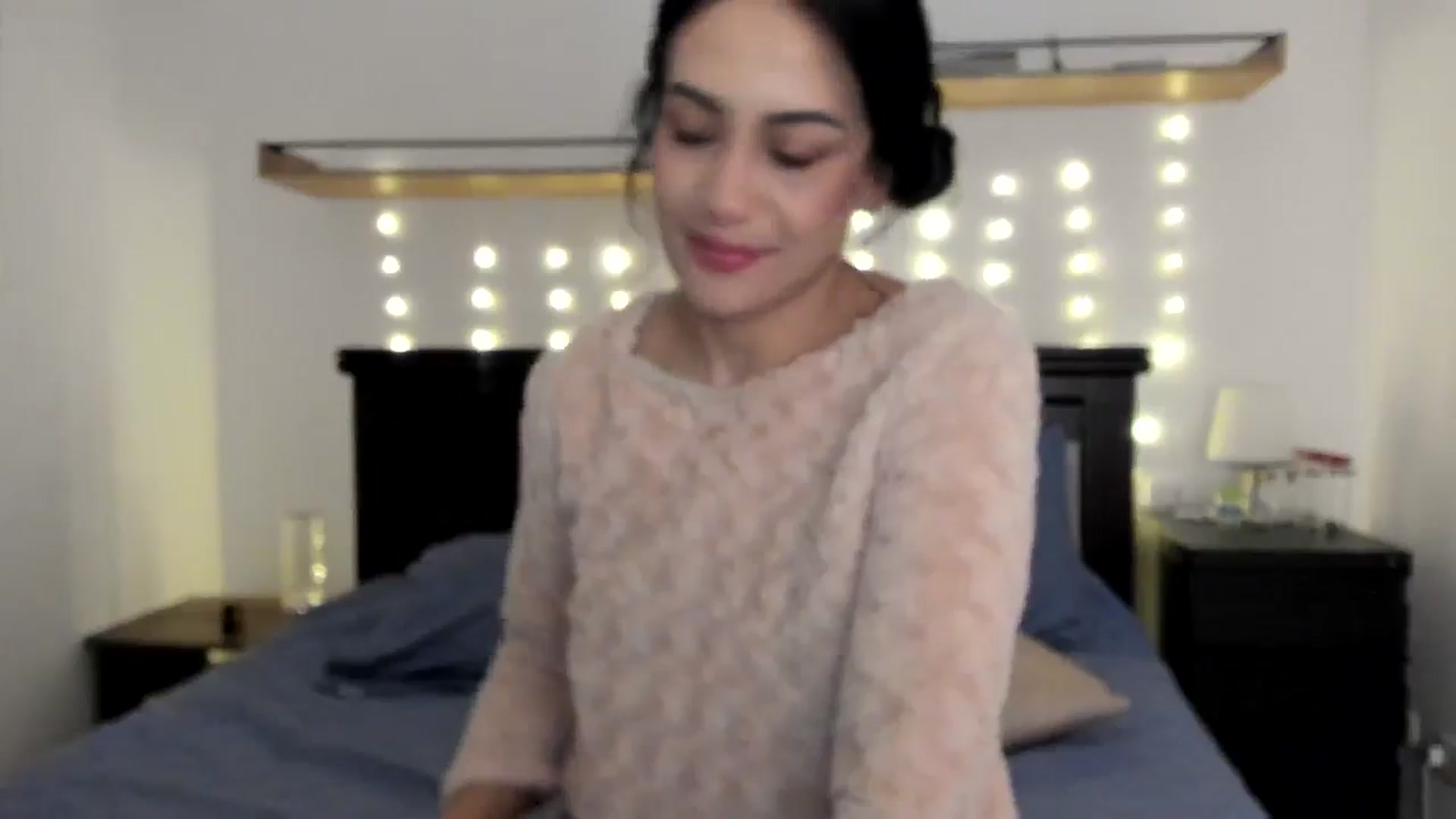 Gallery image thumbnail from Red_Flower203's myfreecams stream on, 11/27/2025, 20:29 image 11 of 20