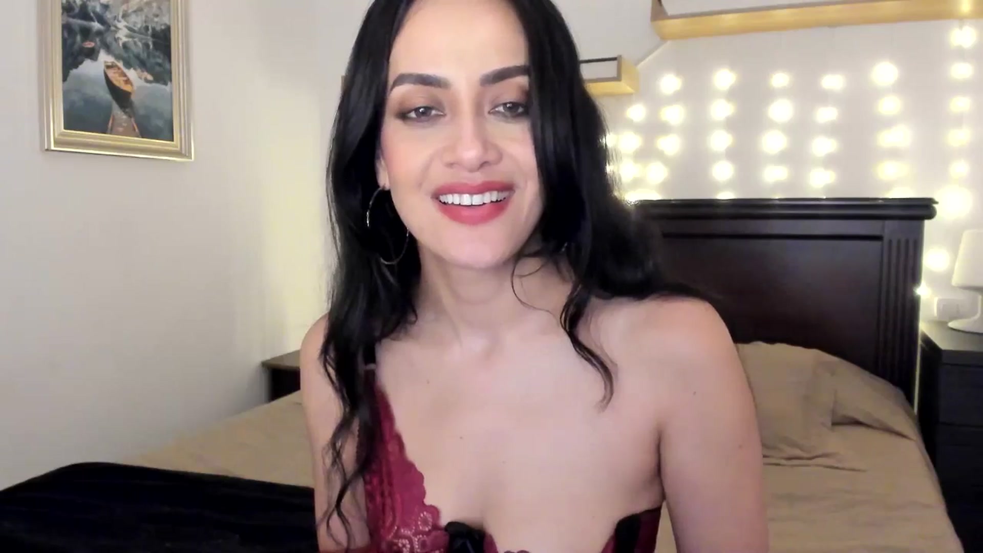Gallery image thumbnail from Red_Flower203's myfreecams stream on, 12/13/2025, 22:03 image 16 of 20