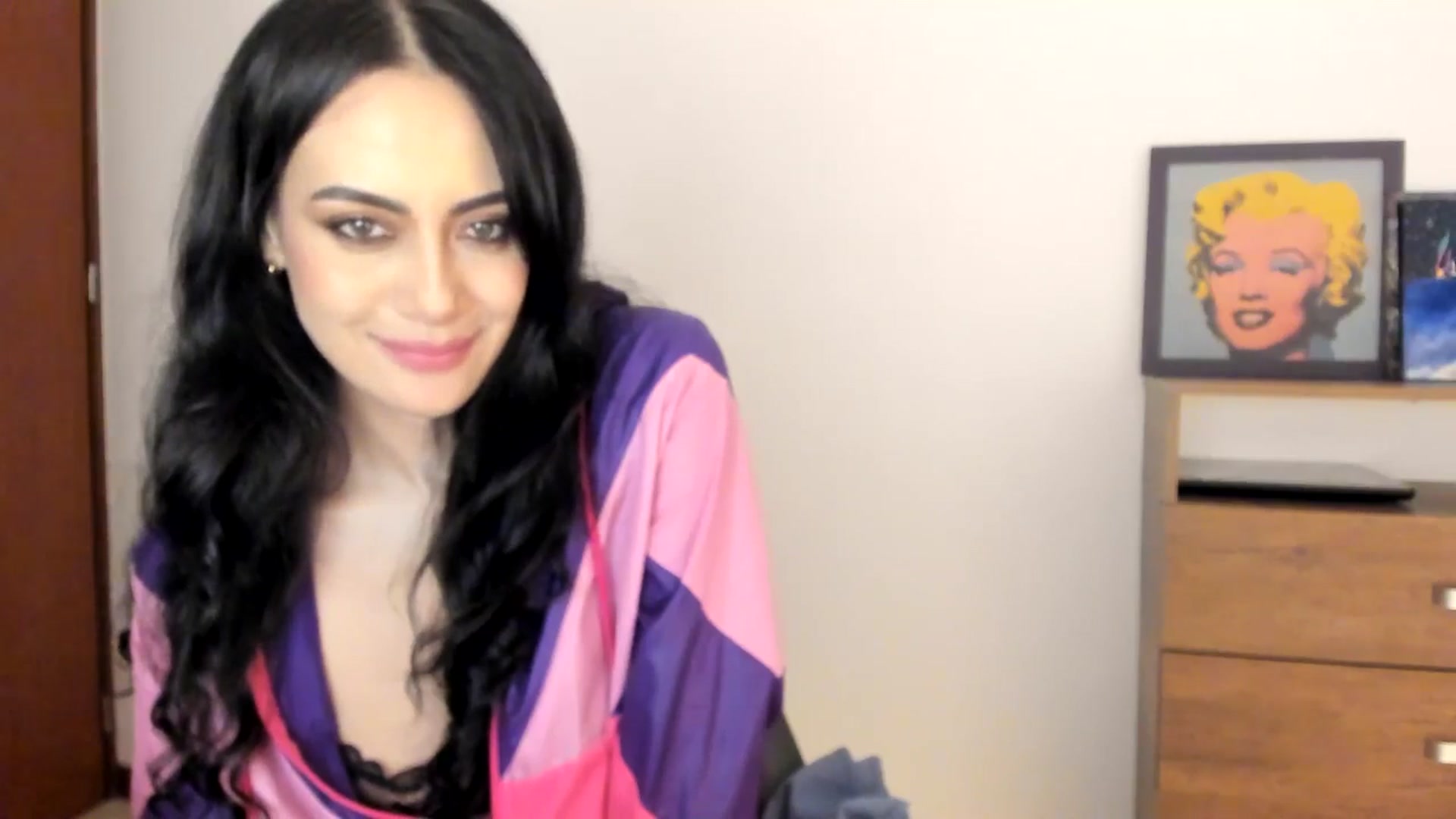 Gallery image thumbnail from Red_Flower203's myfreecams stream on, 12/26/2025, 21:10 image 14 of 20