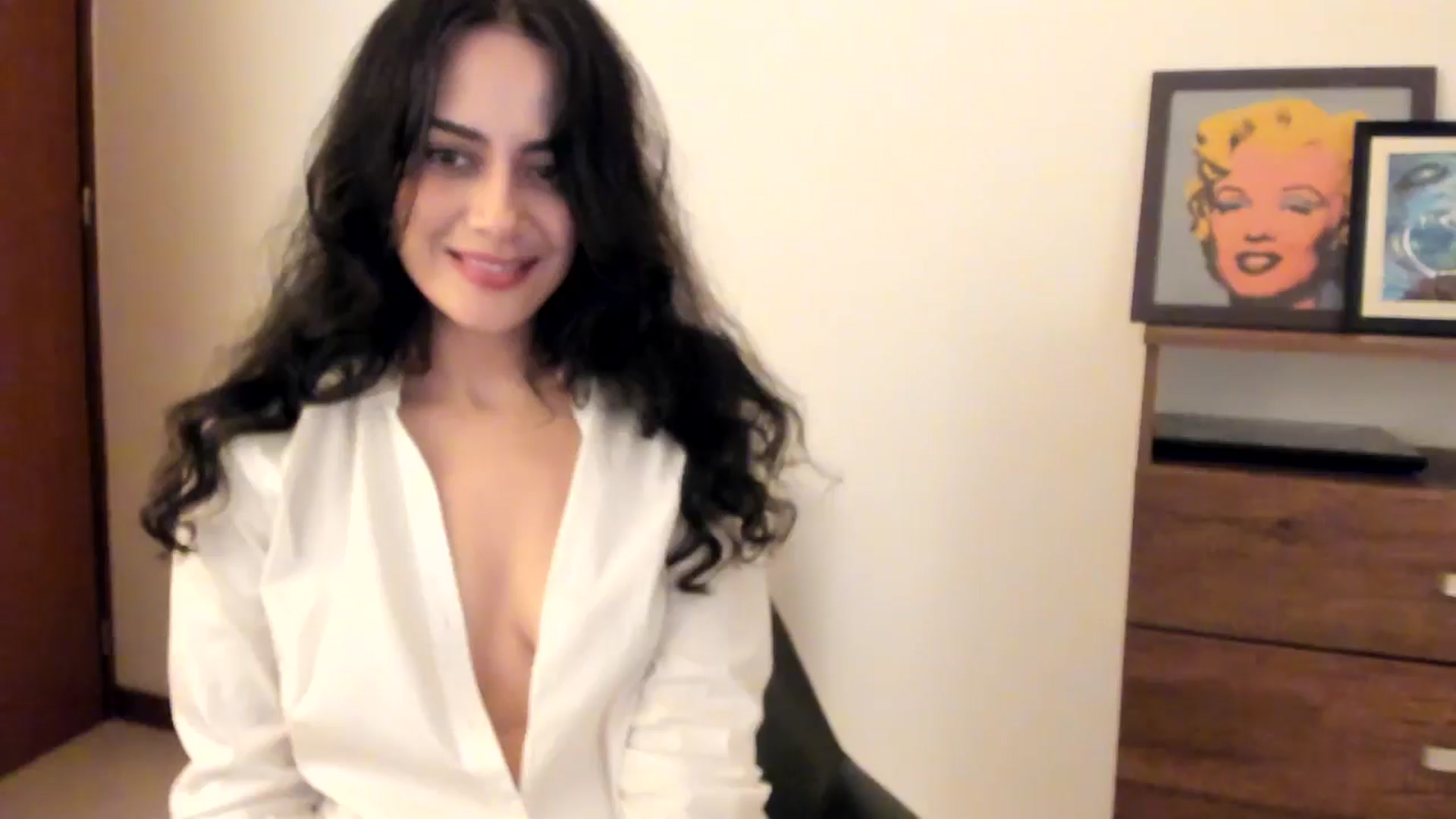 Gallery image thumbnail from Red_Flower203's myfreecams stream on, 01/16/2026, 02:25 image 13 of 20