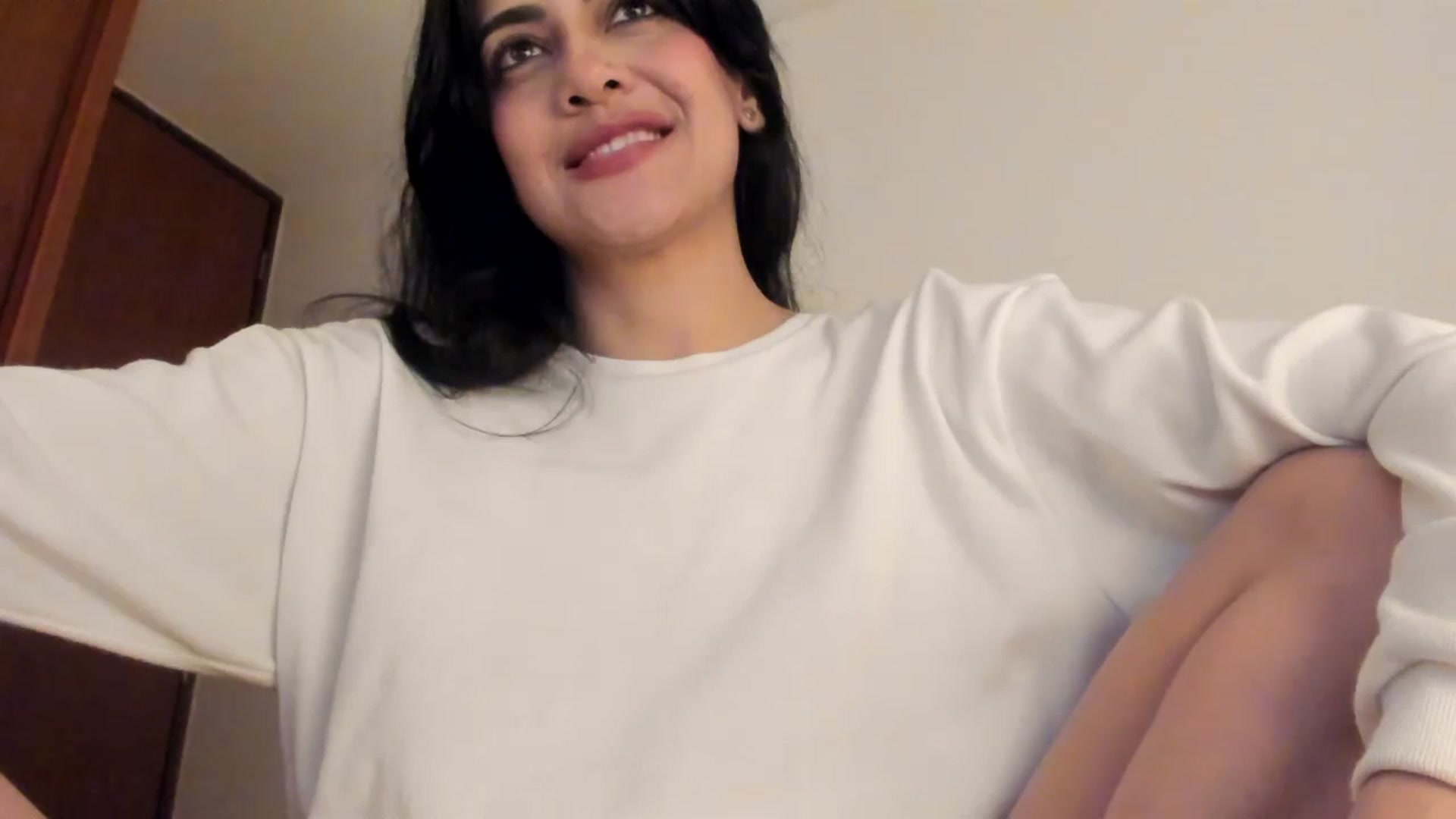Gallery image thumbnail from Red_Flower203's myfreecams stream on, 02/10/2026, 13:14 image 15 of 20