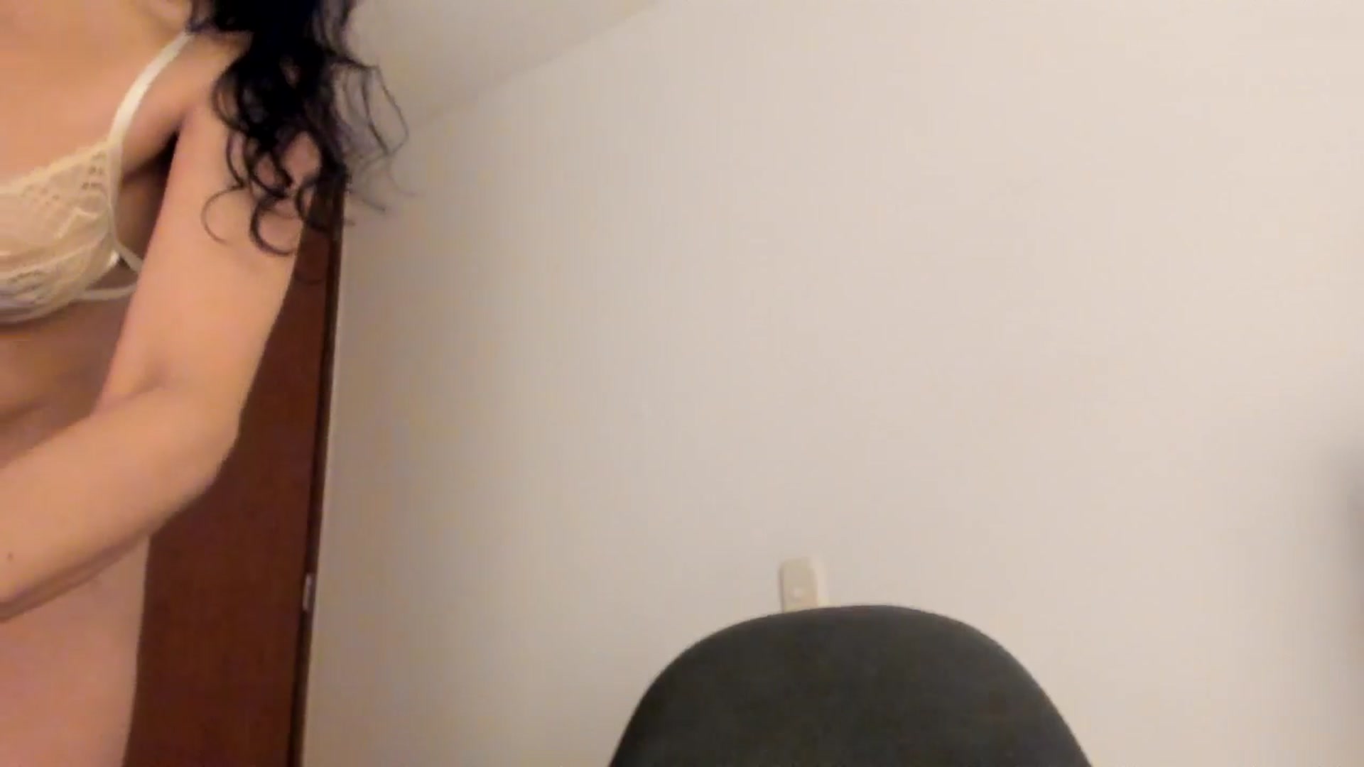 Gallery image thumbnail from Red_Flower203's myfreecams stream on, 02/12/2026, 21:12 image 8 of 20