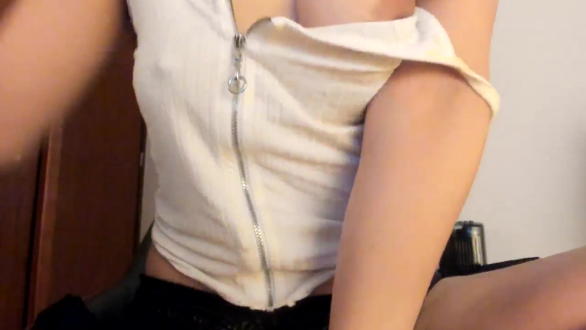 Gallery image thumbnail from Red_Flower203's myfreecams stream on, 02/16/2026, 15:04 image 16 of 20