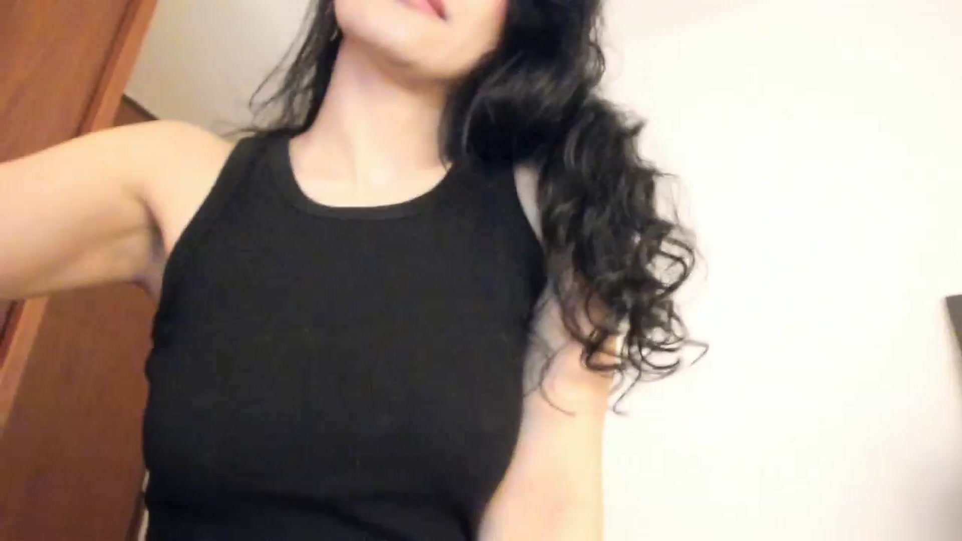 Gallery image thumbnail from Red_Flower203's myfreecams stream on, 02/18/2026, 19:00 image 17 of 20