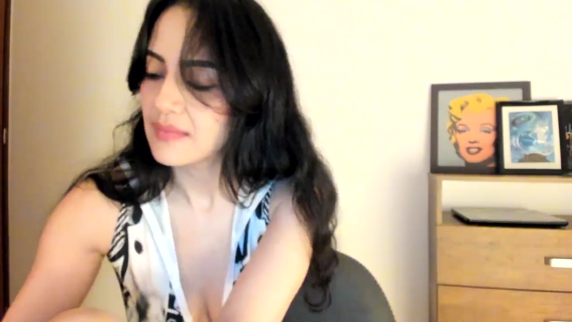 Gallery image thumbnail from Red_Flower203's myfreecams stream on, 02/19/2026, 12:56 image 3 of 20