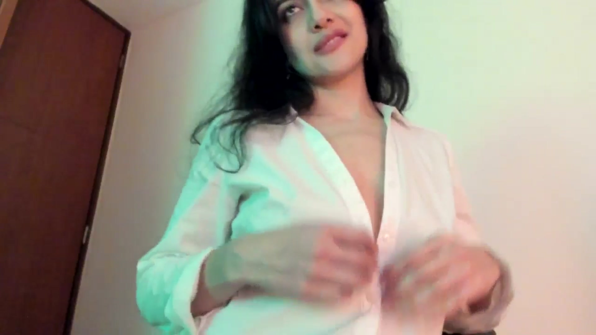 Gallery image thumbnail from Red_Flower203's myfreecams stream on, 02/27/2026, 19:56 image 17 of 20