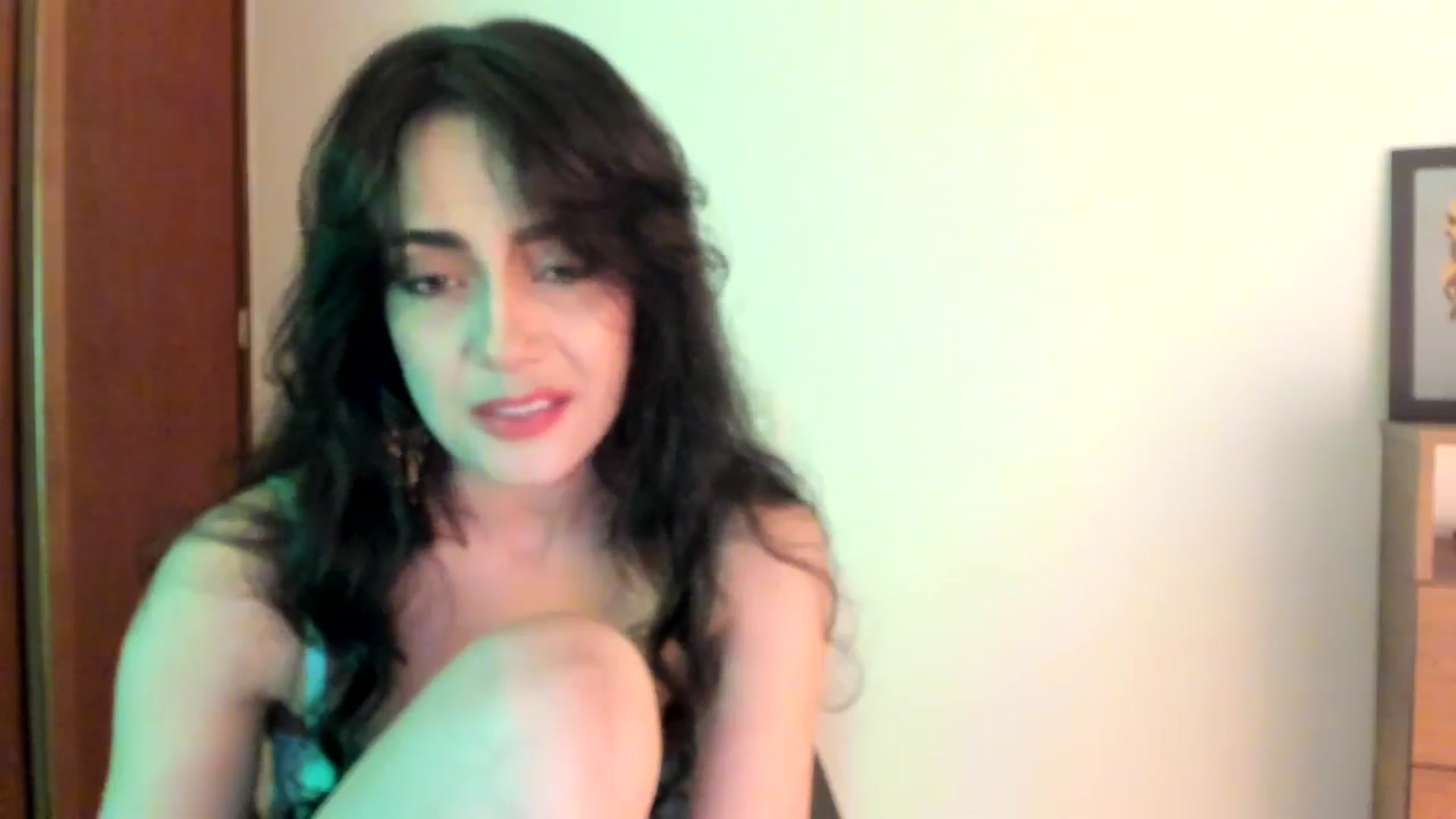 Gallery image thumbnail from Red_Flower203's myfreecams stream on, 03/16/2026, 21:32 image 18 of 20