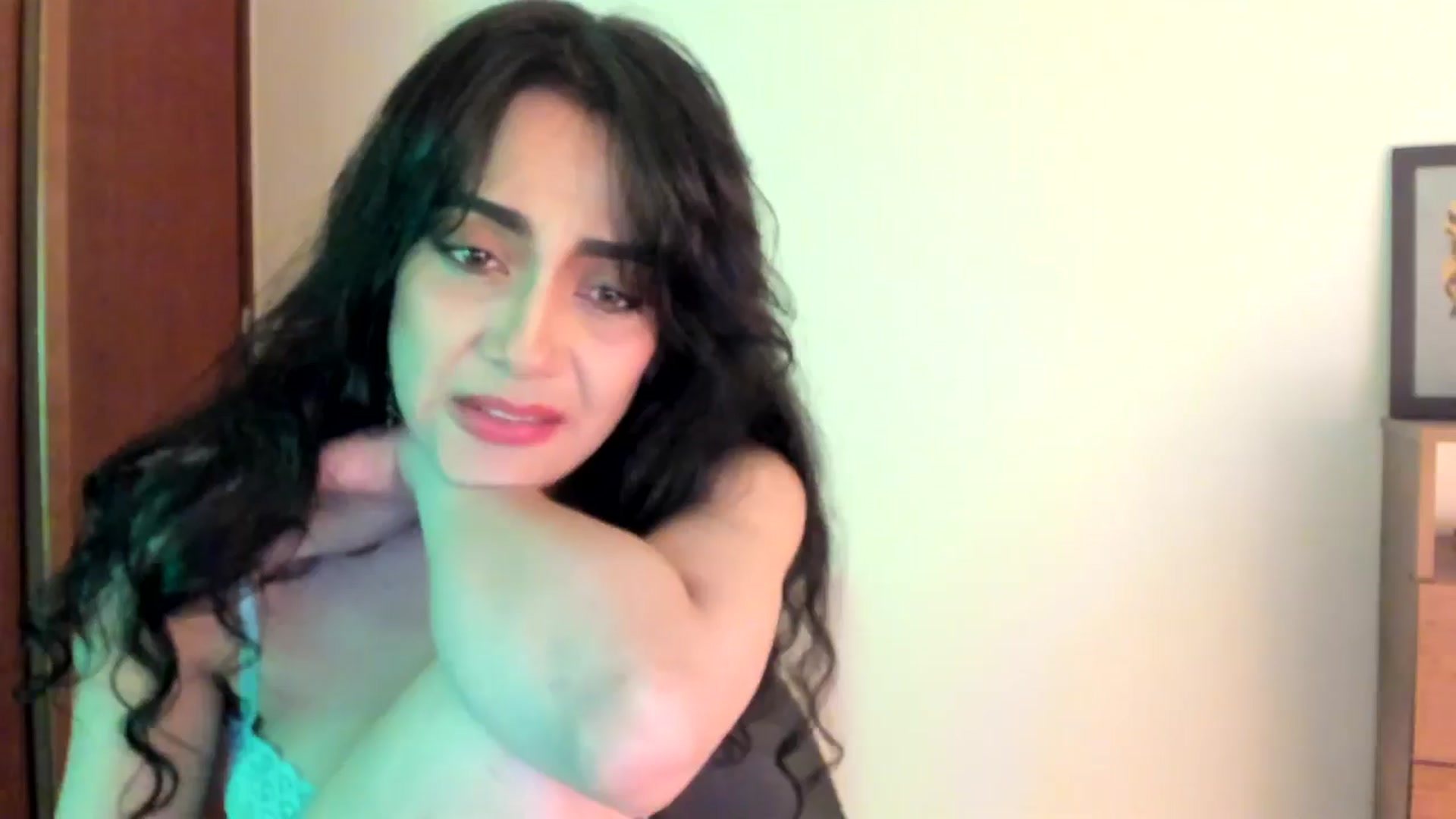 Gallery image thumbnail from Red_Flower203's myfreecams stream on, 03/16/2026, 21:32 image 16 of 20