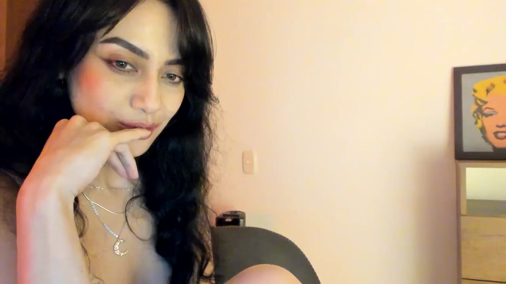 Gallery image thumbnail from Red_Flower203's myfreecams stream on, 04/11/2026, 22:16 image 11 of 20