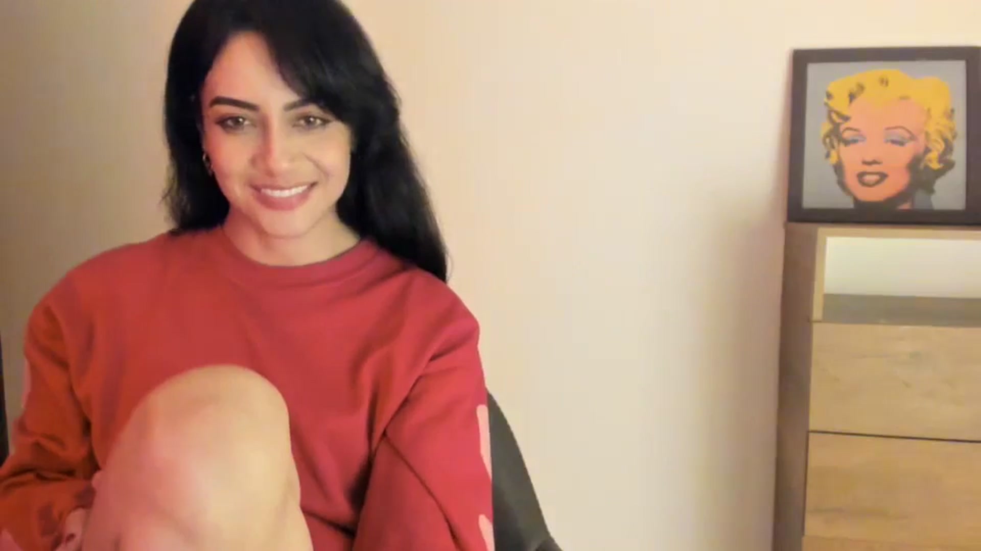 Gallery image thumbnail from Red_Flower203's myfreecams stream on, 04/23/2026, 24:01 image 9 of 20