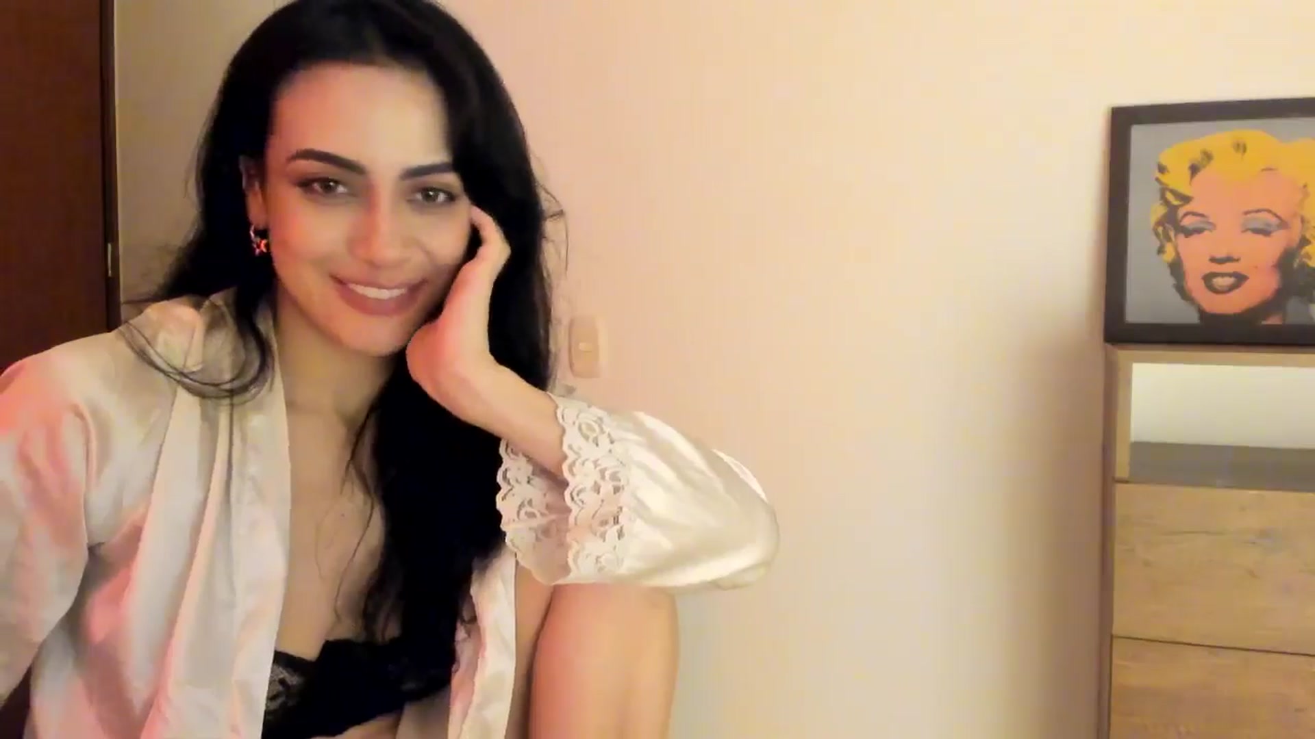 Gallery image thumbnail from Red_Flower203's myfreecams stream on, 05/06/2026, 02:31 image 11 of 20