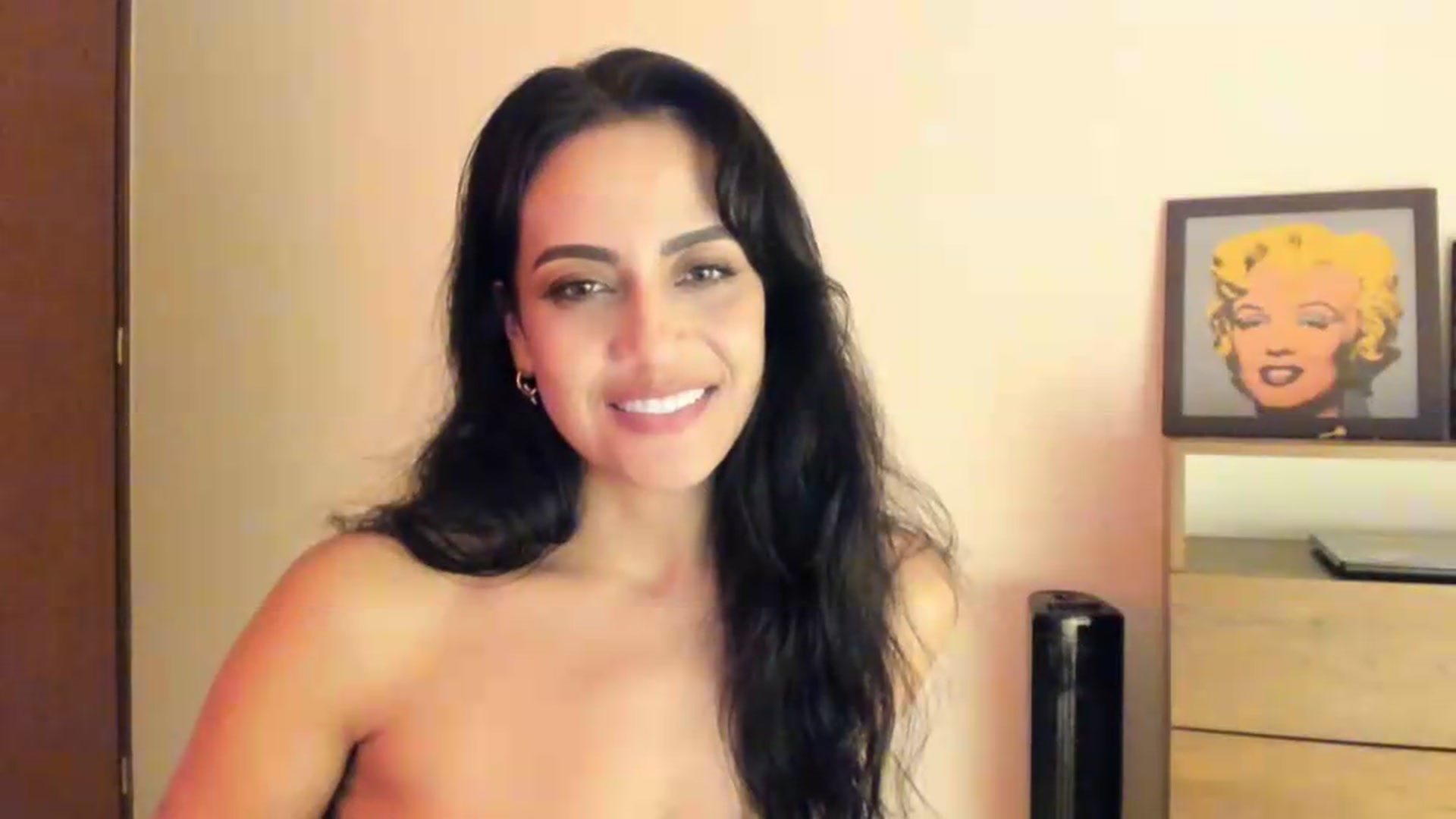 Gallery image thumbnail from Red_Flower203's myfreecams stream on, 05/14/2026, 03:07 image 20 of 20