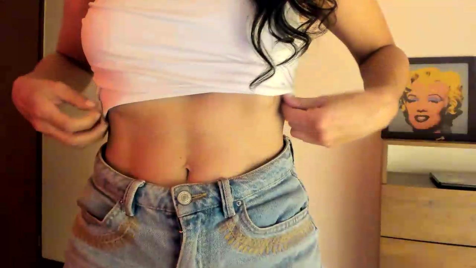 Gallery image thumbnail from Red_Flower203's myfreecams stream on, 05/15/2026, 01:39 image 2 of 20