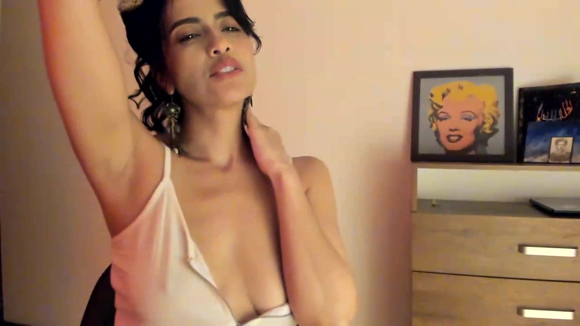 Gallery image thumbnail from Red_Flower203's myfreecams stream on, 05/22/2026, 02:34 image 10 of 20