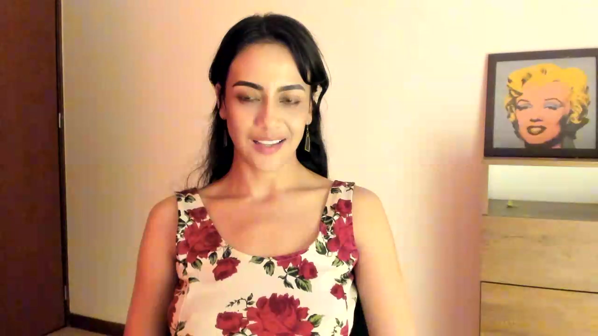 Gallery image thumbnail from Red_Flower203's myfreecams stream on, 05/26/2026, 01:32 image 19 of 20