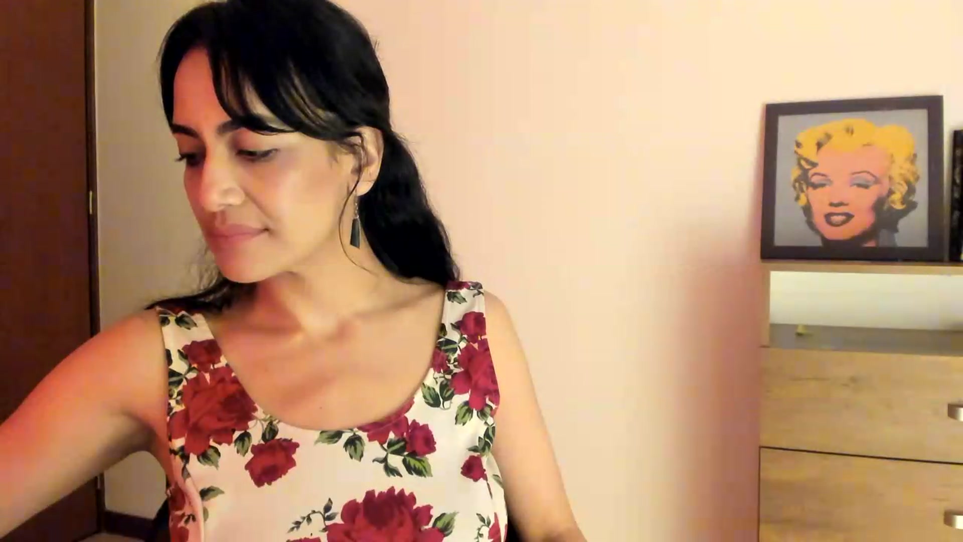 Gallery image thumbnail from Red_Flower203's myfreecams stream on, 05/26/2026, 01:32 image 12 of 20