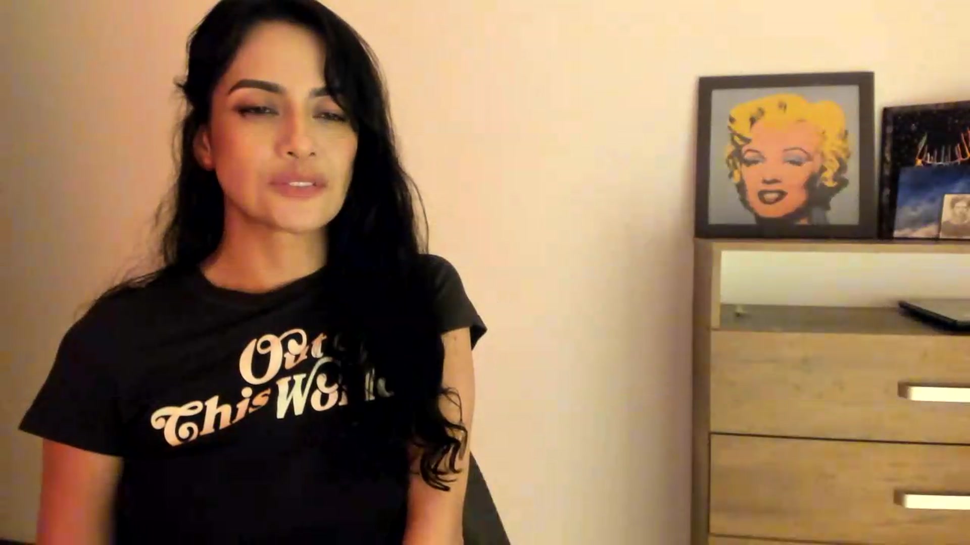 Gallery image thumbnail from Red_Flower203's myfreecams stream on, 05/28/2026, 24:06 image 20 of 20