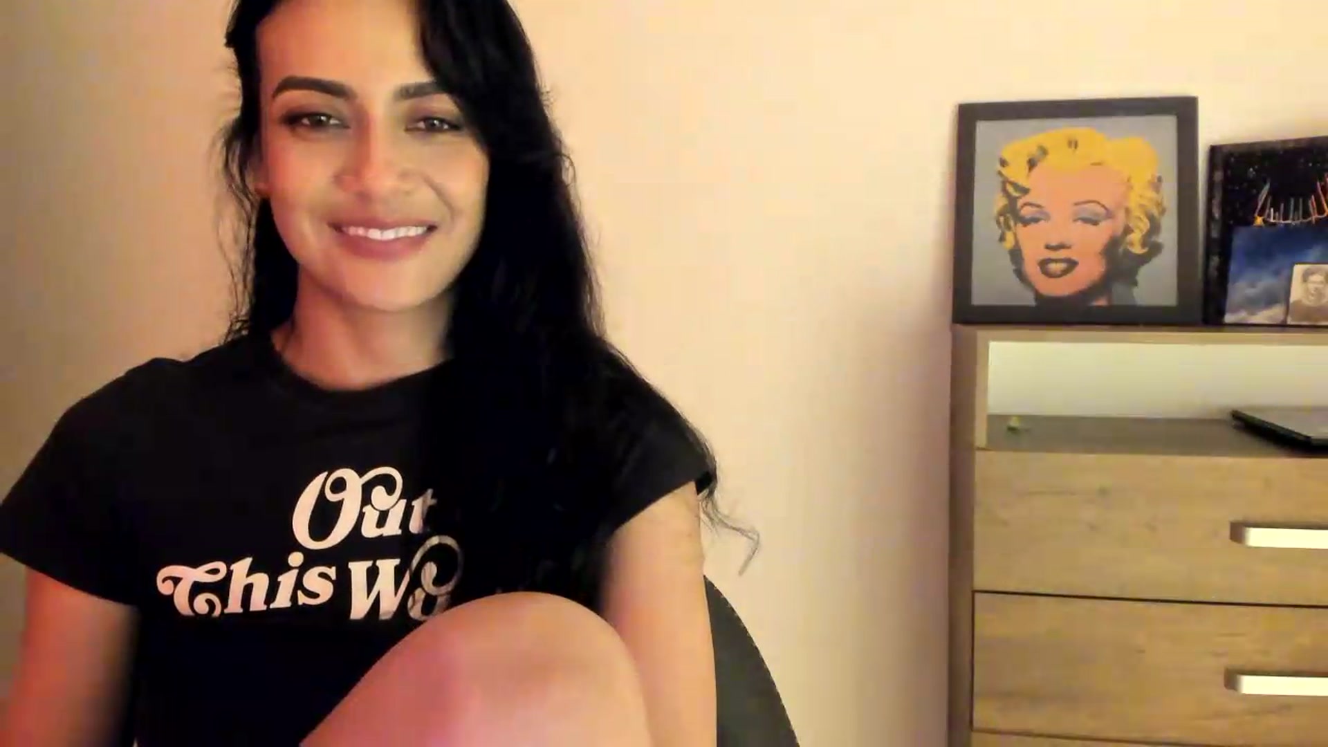 Gallery image thumbnail from Red_Flower203's myfreecams stream on, 05/28/2026, 01:28 image 4 of 20