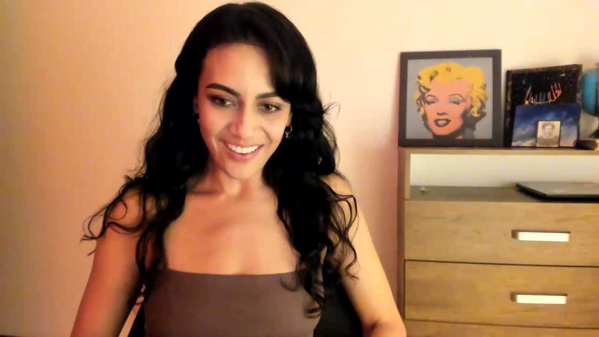 Gallery image thumbnail from Red_Flower203's myfreecams stream on, 06/04/2026, 02:03 image 7 of 20