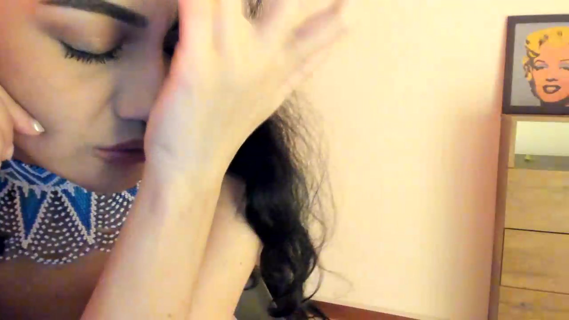 Gallery image thumbnail from Red_Flower203's myfreecams stream on, 06/06/2026, 02:25 image 9 of 20