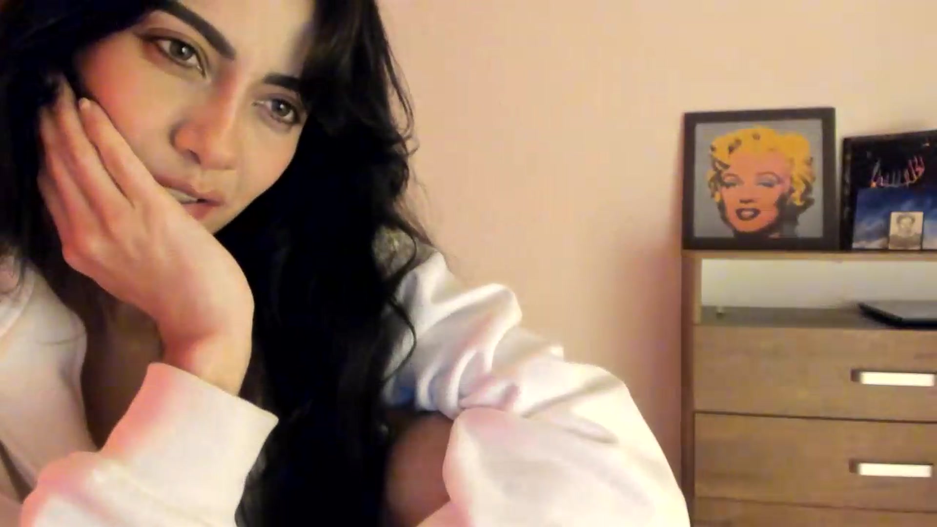 Gallery image thumbnail from Red_Flower203's myfreecams stream on, 06/10/2026, 24:23 image 5 of 20