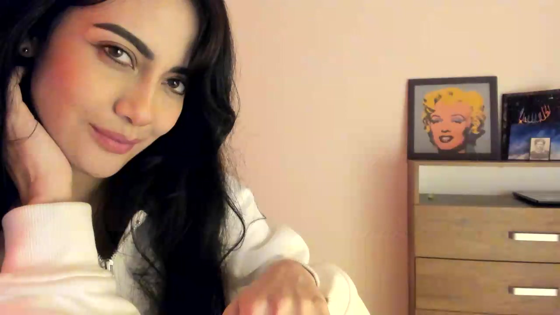 Gallery image thumbnail from Red_Flower203's myfreecams stream on, 06/10/2026, 24:23 image 8 of 20