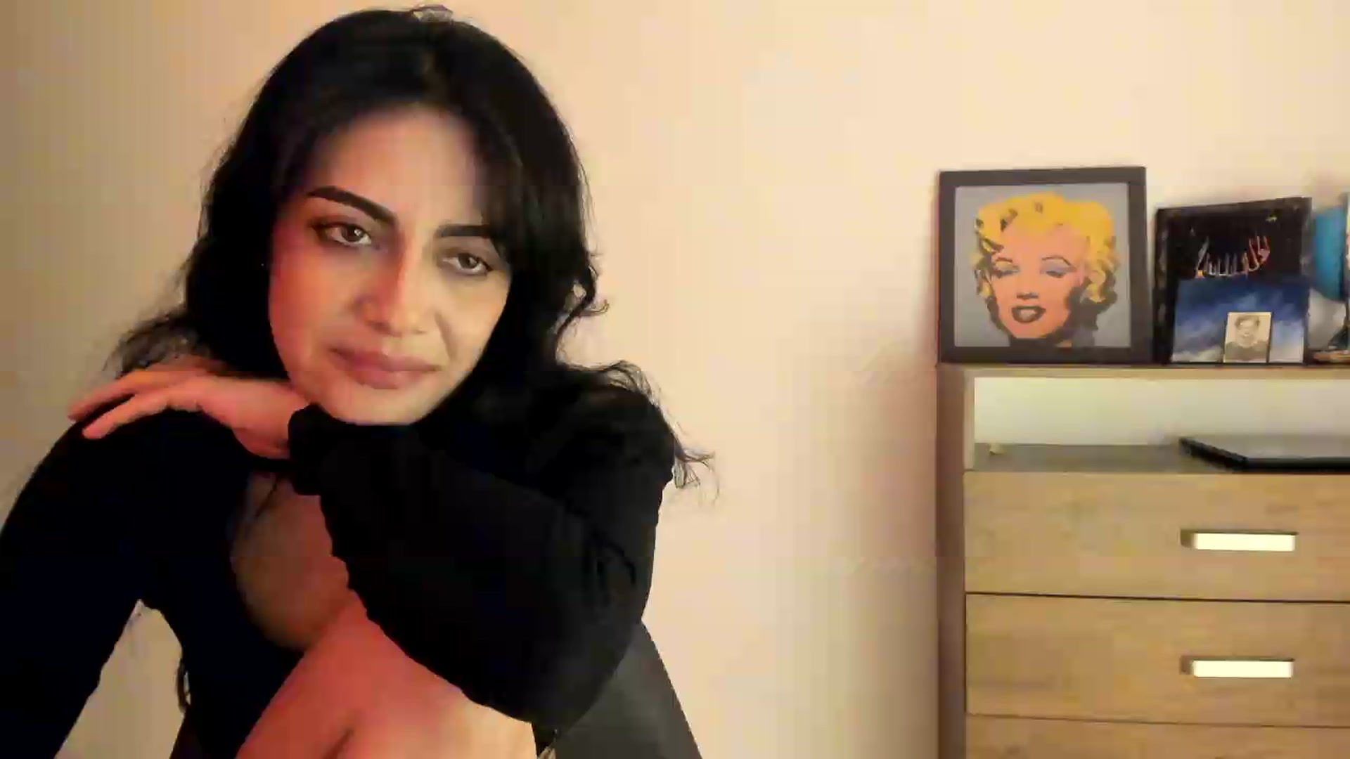 Gallery image thumbnail from Red_Flower203's myfreecams stream on, 06/12/2026, 22:58 image 18 of 20