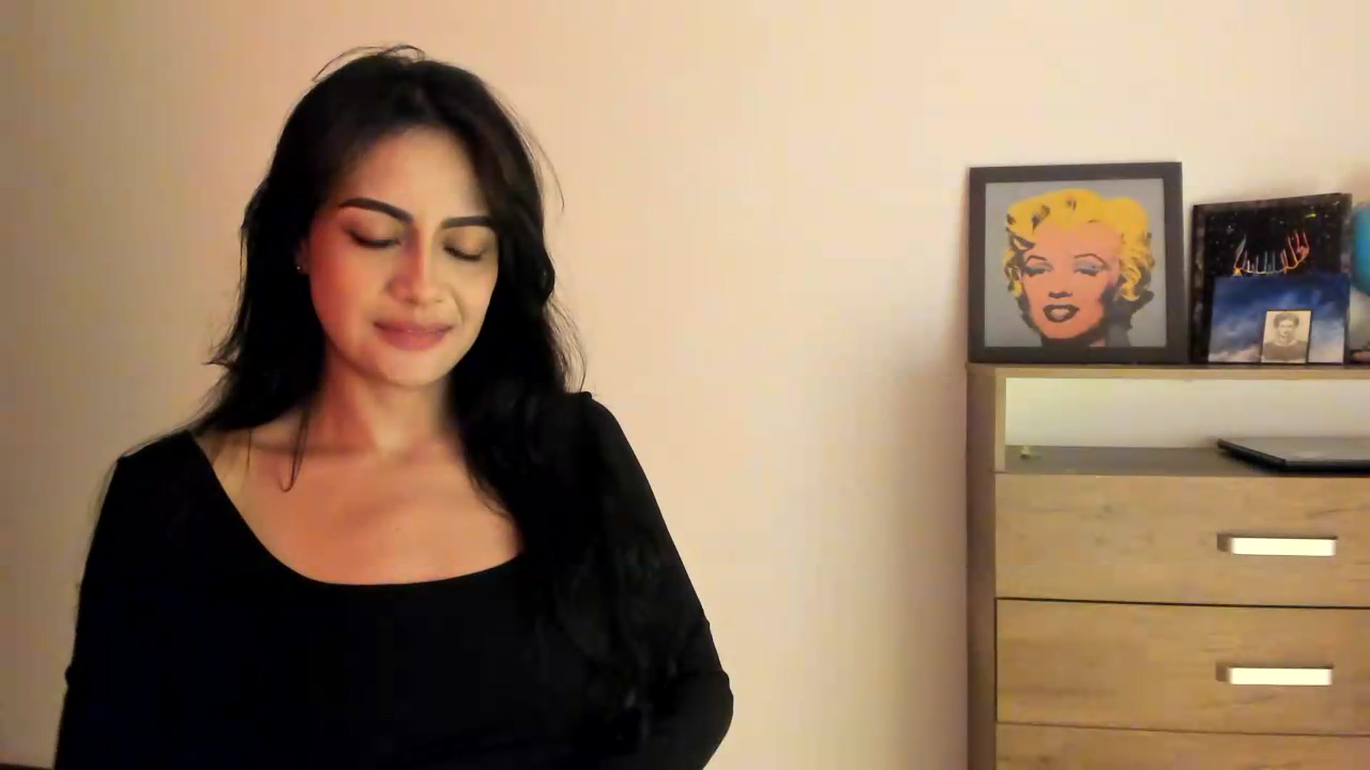 Gallery image thumbnail from Red_Flower203's myfreecams stream on, 06/12/2026, 22:58 image 5 of 20