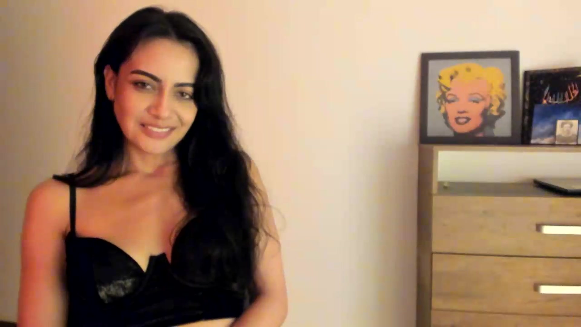 Gallery image thumbnail from Red_Flower203's myfreecams stream on, 06/13/2026, 22:06 image 10 of 20