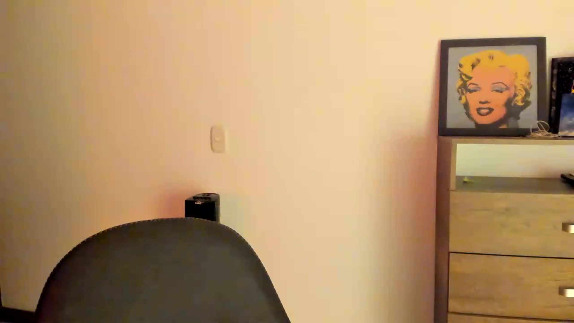 Gallery image thumbnail from Red_Flower203's myfreecams stream on, 06/23/2026, 02:03 image 12 of 20