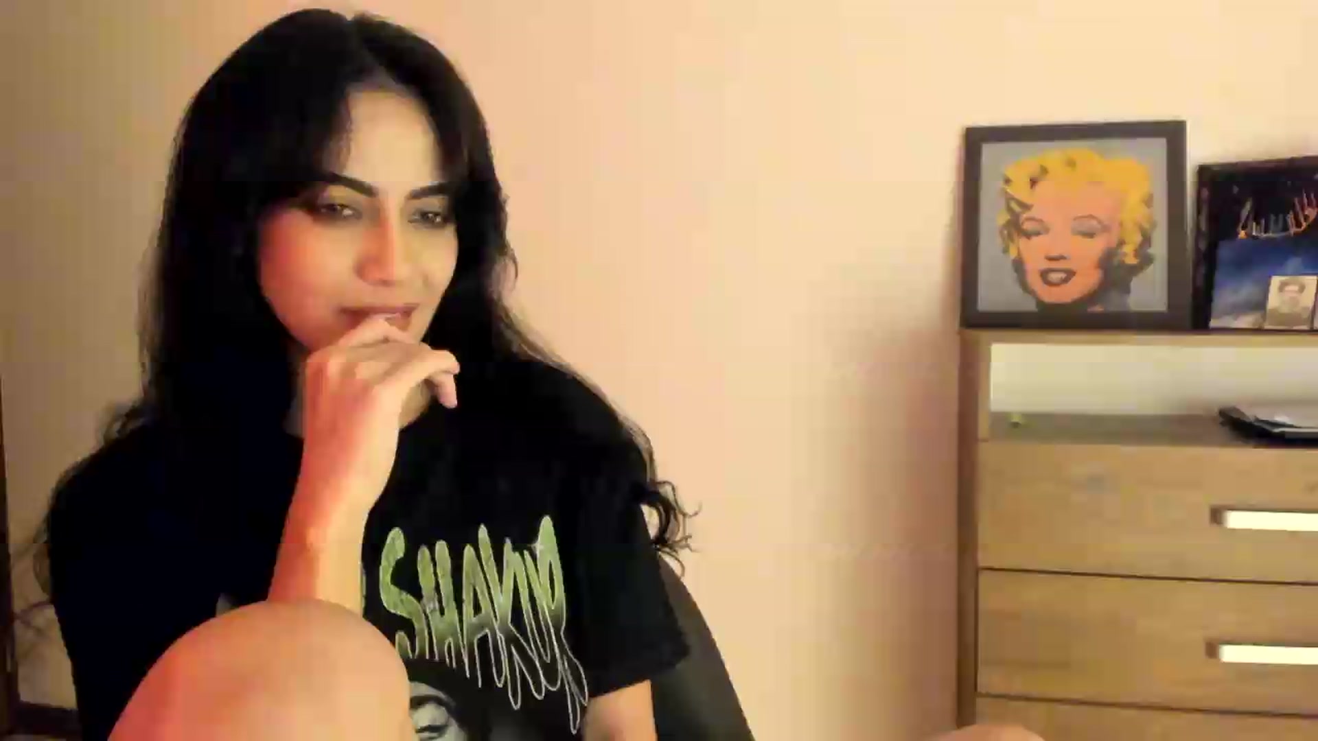 Gallery image thumbnail from Red_Flower203's myfreecams stream on, 06/24/2026, 01:11 image 11 of 20