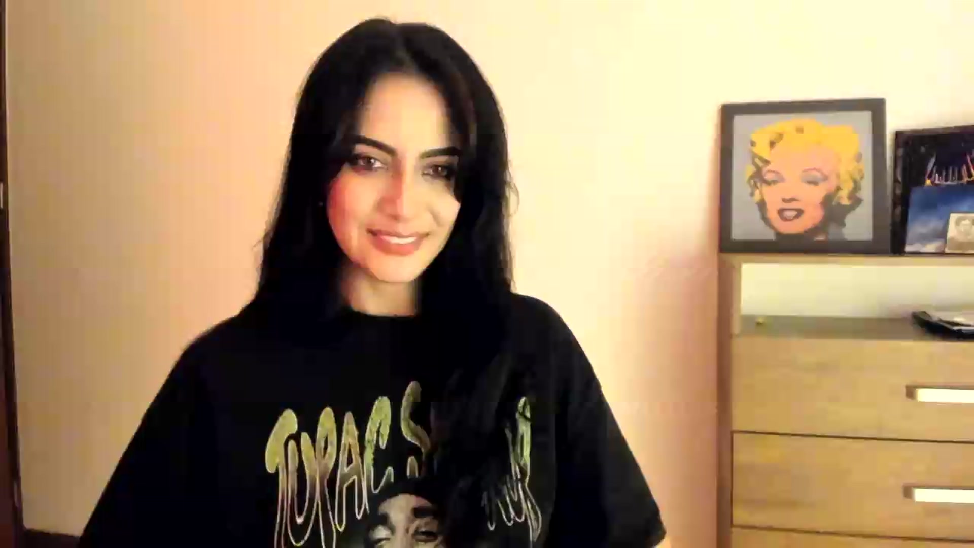Gallery image thumbnail from Red_Flower203's myfreecams stream on, 06/24/2026, 01:11 image 1 of 20
