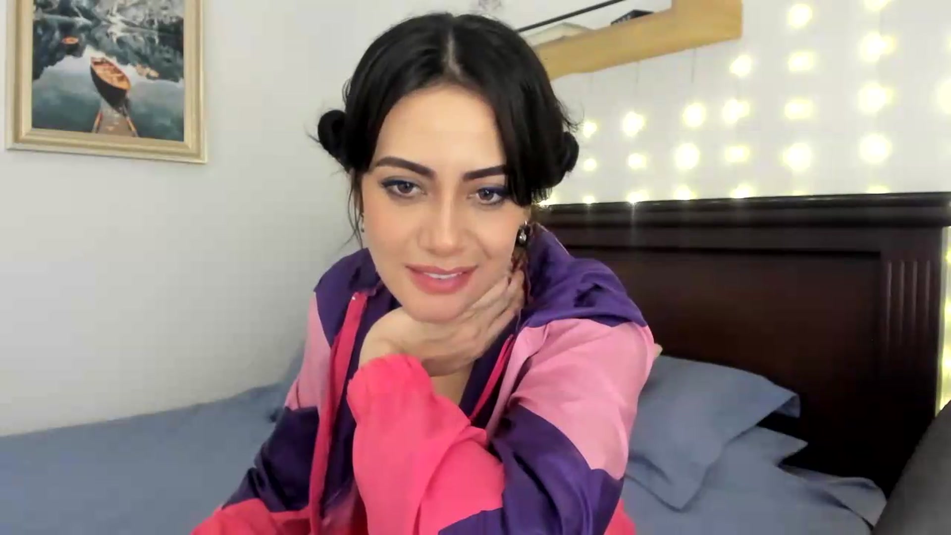 Gallery image thumbnail from Red_Flower203's myfreecams stream on, 07/06/2026, 01:55 image 17 of 20