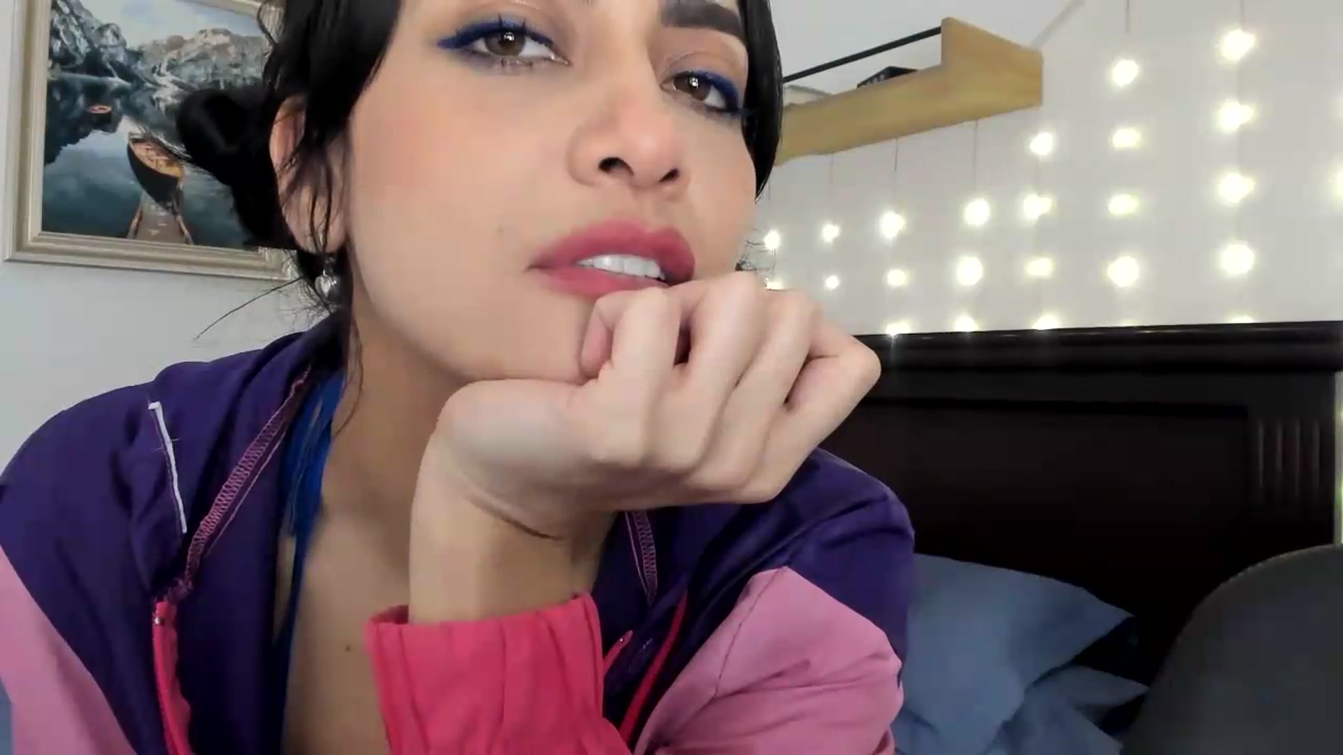 Gallery image thumbnail from Red_Flower203's myfreecams stream on, 07/06/2026, 04:18 image 13 of 20