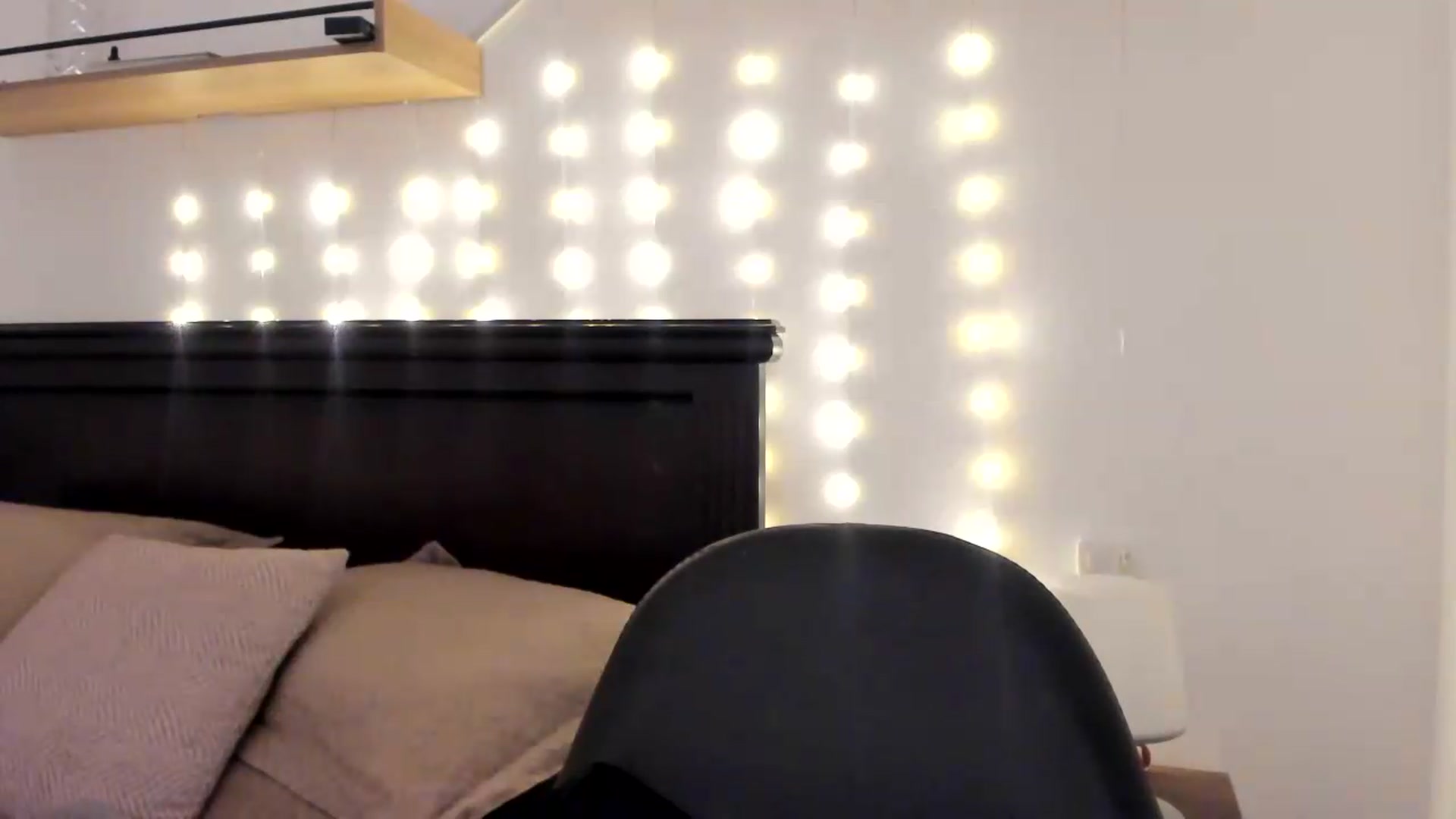 Gallery image thumbnail from Red_Flower203's myfreecams stream on, 07/10/2026, 02:59 image 12 of 20