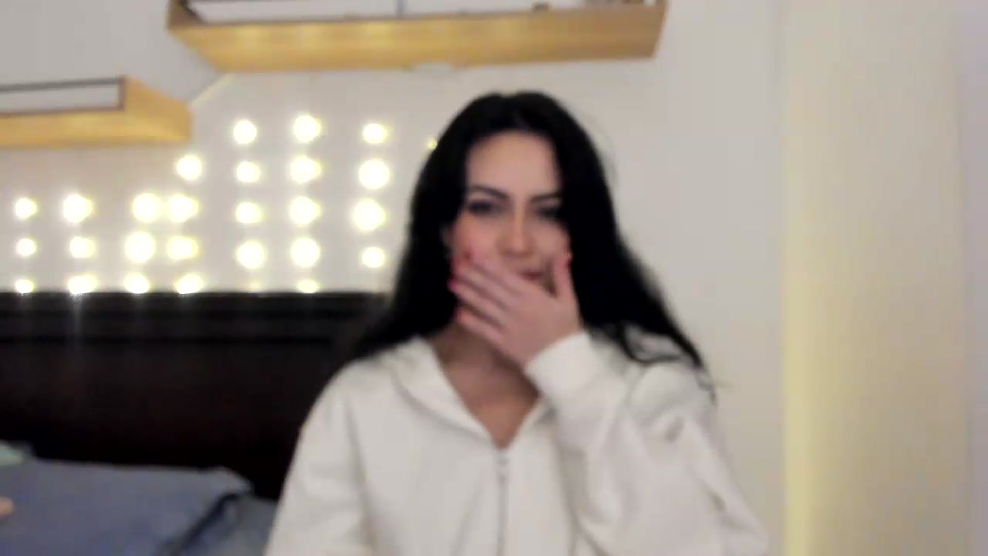 Gallery image thumbnail from Red_Flower203's myfreecams stream on, 07/15/2026, 23:57 image 15 of 20