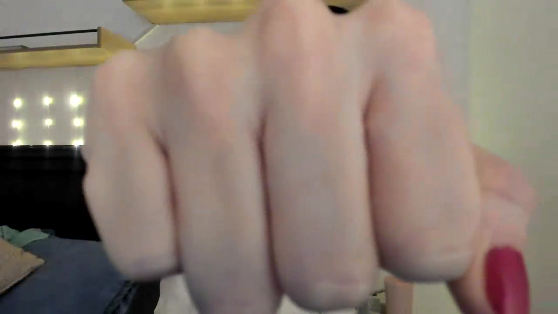 Gallery image thumbnail from Red_Flower203's myfreecams stream on, 07/16/2026, 02:03 image 13 of 20
