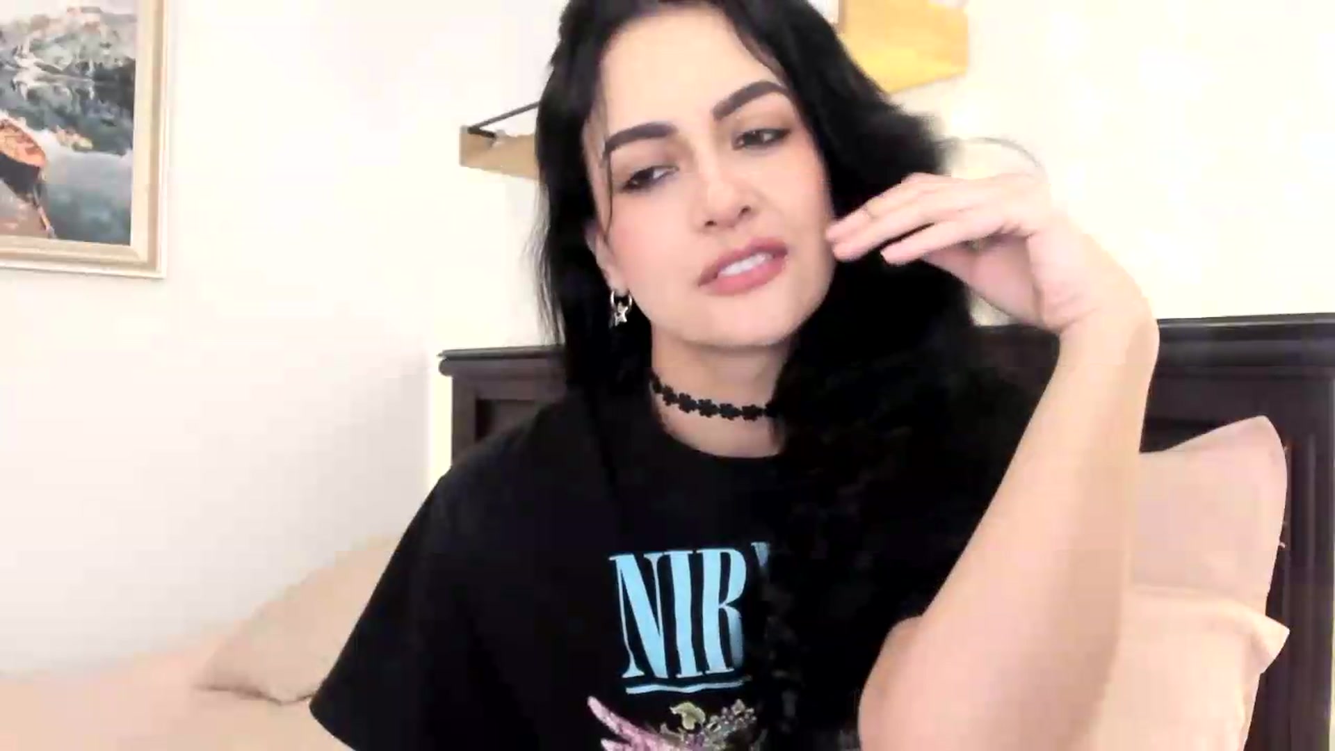 Gallery image thumbnail from Red_Flower203's myfreecams stream on, 07/28/2026, 24:01 image 5 of 20