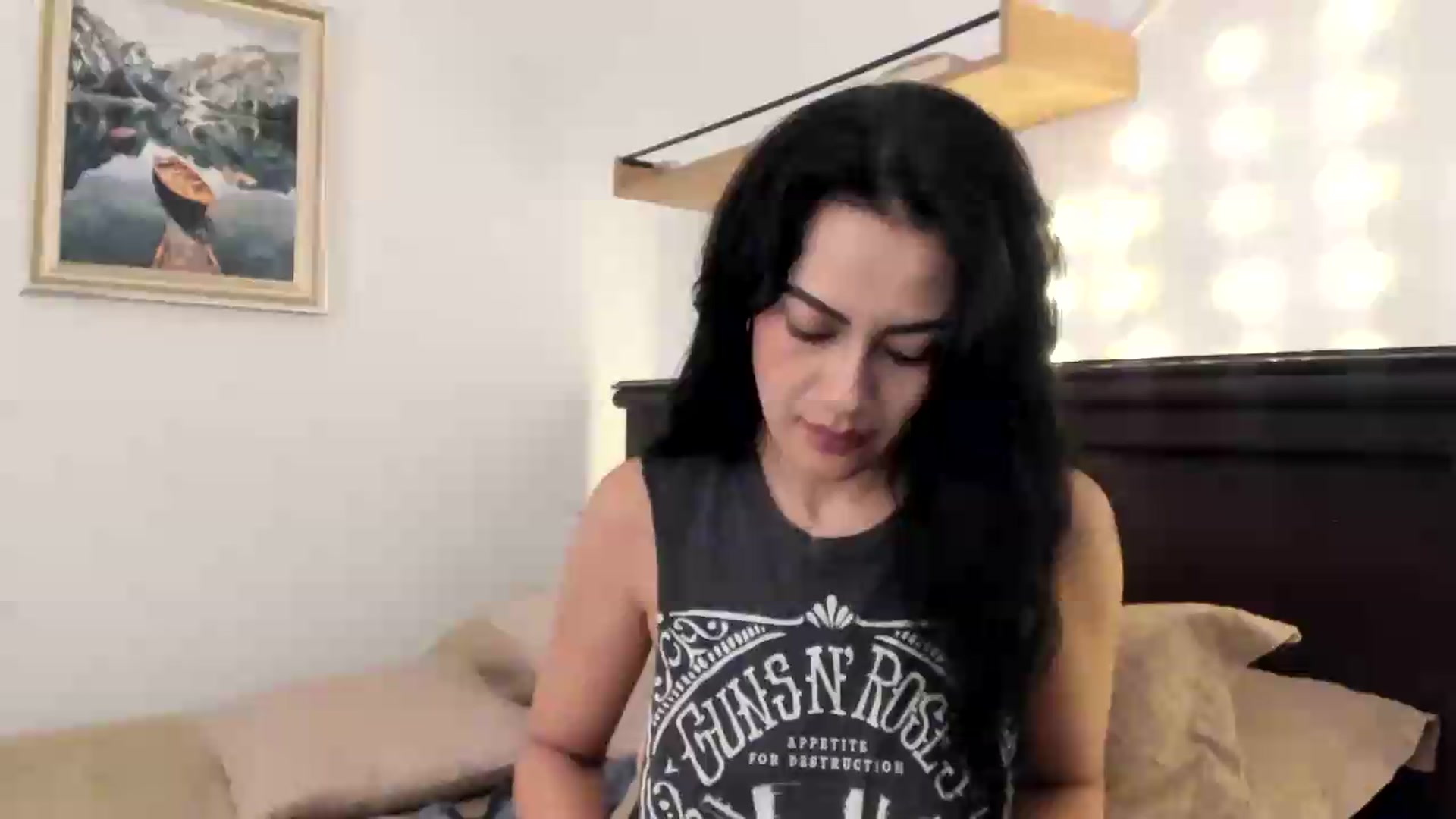 Gallery image thumbnail from Red_Flower203's myfreecams stream on, 08/11/2026, 03:33 image 1 of 20