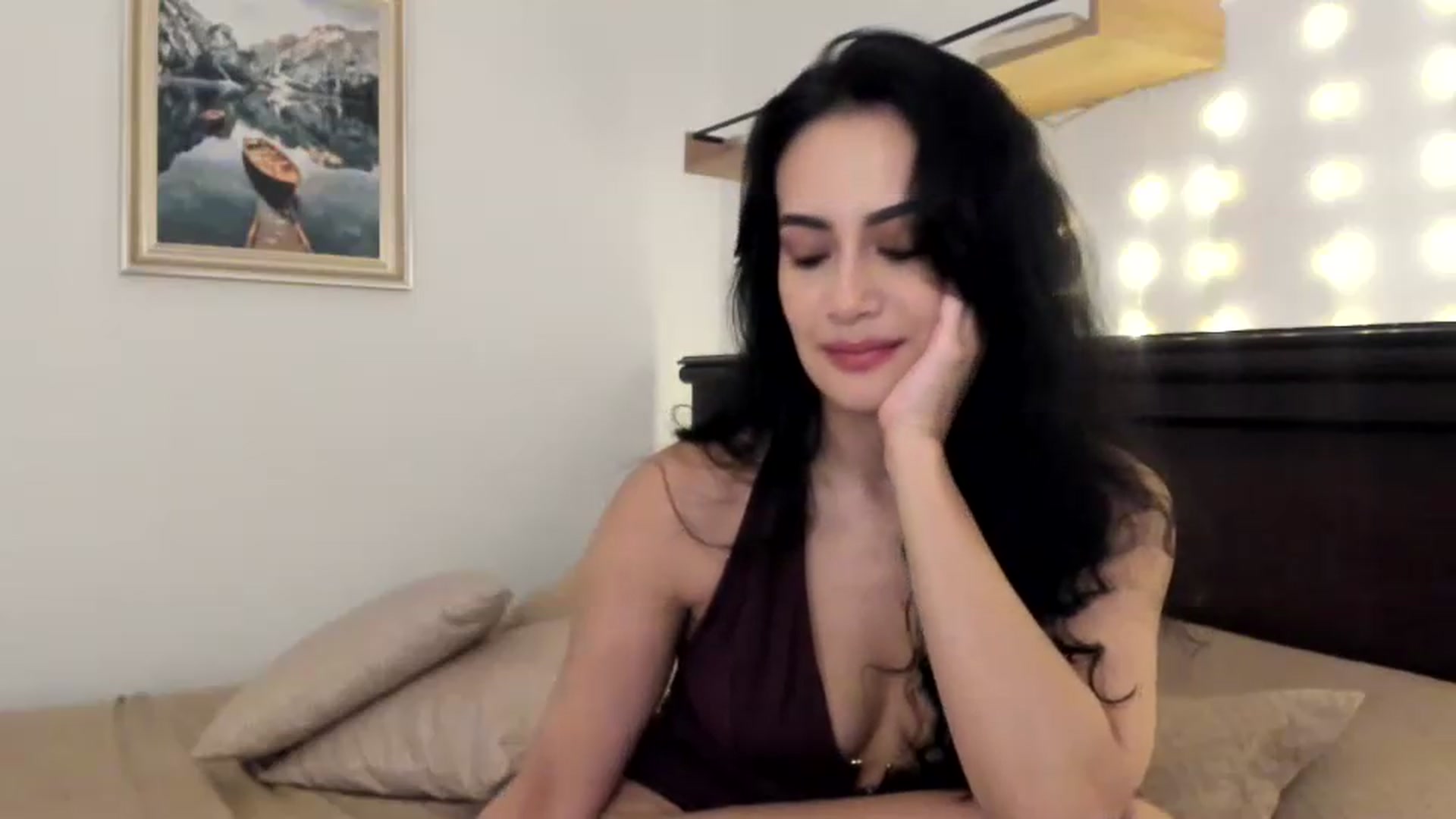 Gallery image thumbnail from Red_Flower203's myfreecams stream on, 08/19/2026, 22:03 image 10 of 20