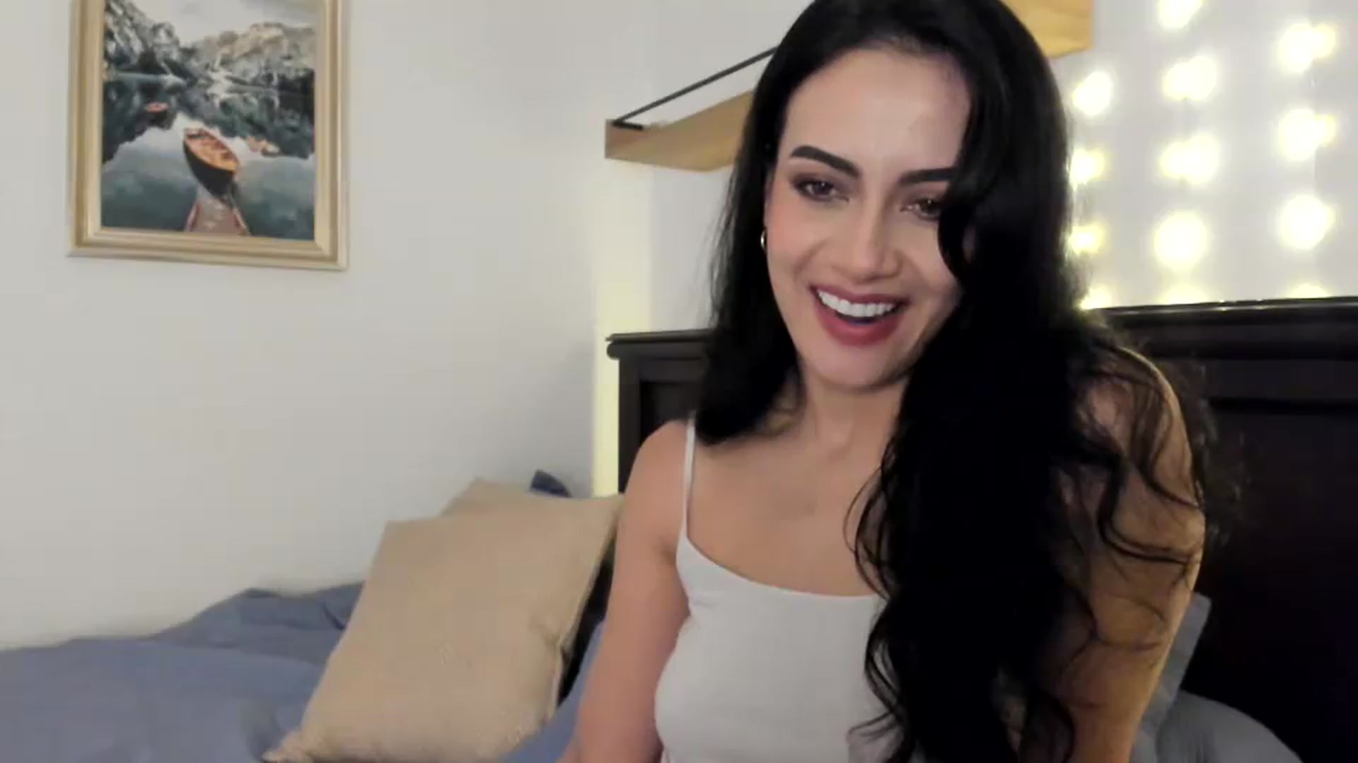 Gallery image thumbnail from Red_Flower203's myfreecams stream on, 08/25/2026, 19:38 image 18 of 20
