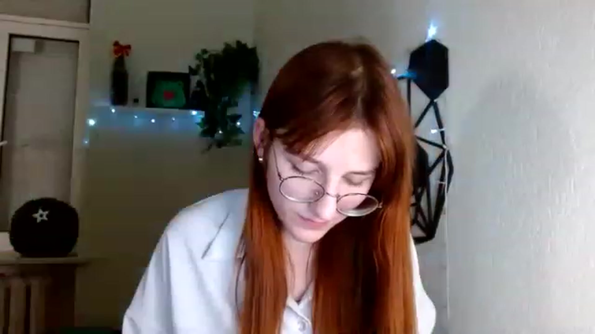 Gallery image thumbnail from Red_Hot_Fox's myfreecams stream on, 12/02/2022, 14:36 image 20 of 20