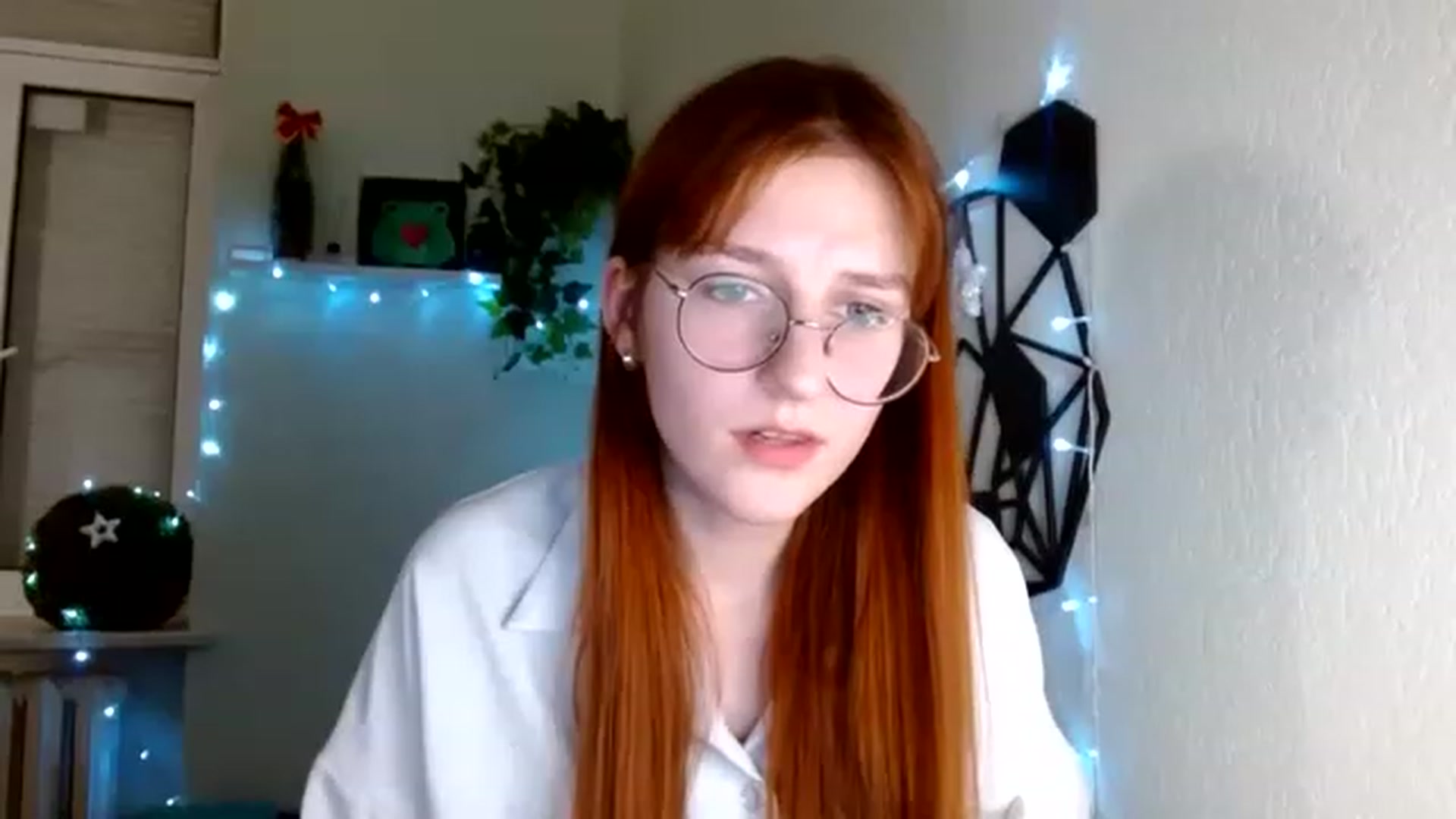 Gallery image thumbnail from Red_Hot_Fox's myfreecams stream on, 12/02/2022, 14:36 image 16 of 20