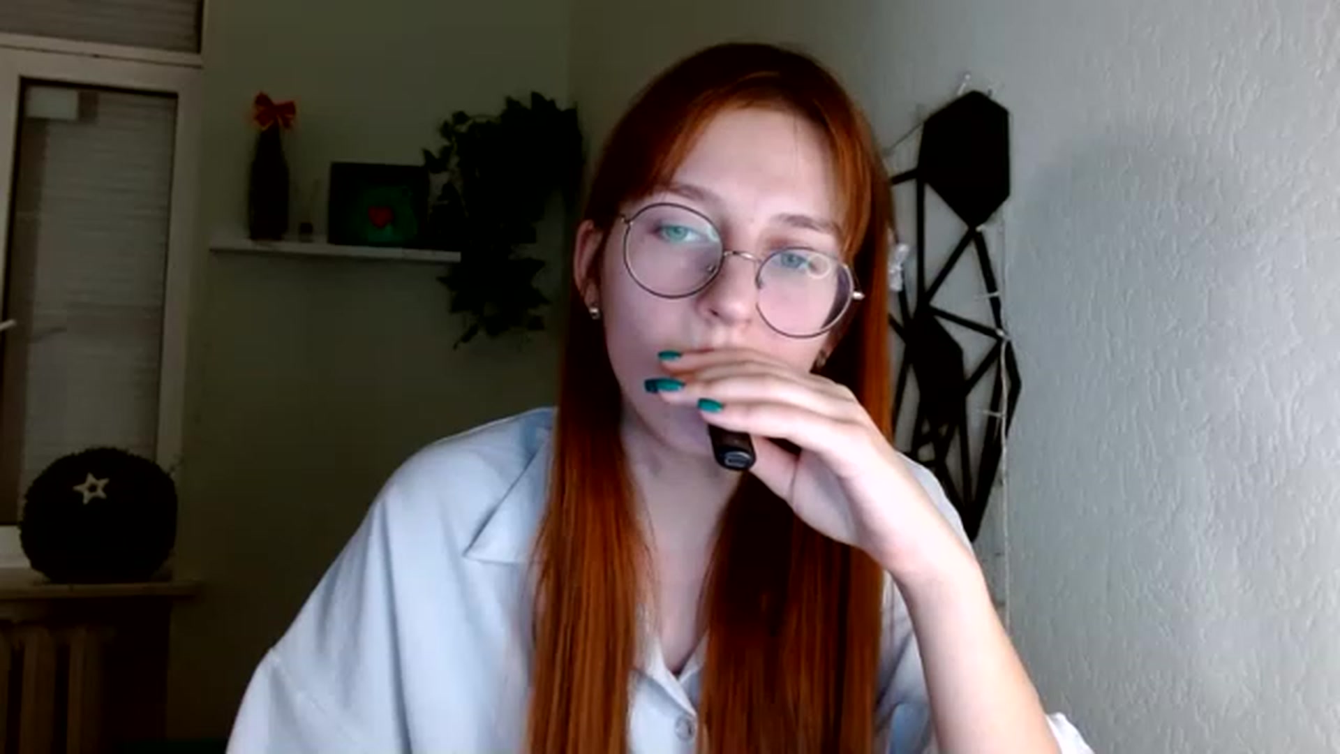 Gallery image thumbnail from Red_Hot_Fox's myfreecams stream on, 12/02/2022, 14:36 image 17 of 20