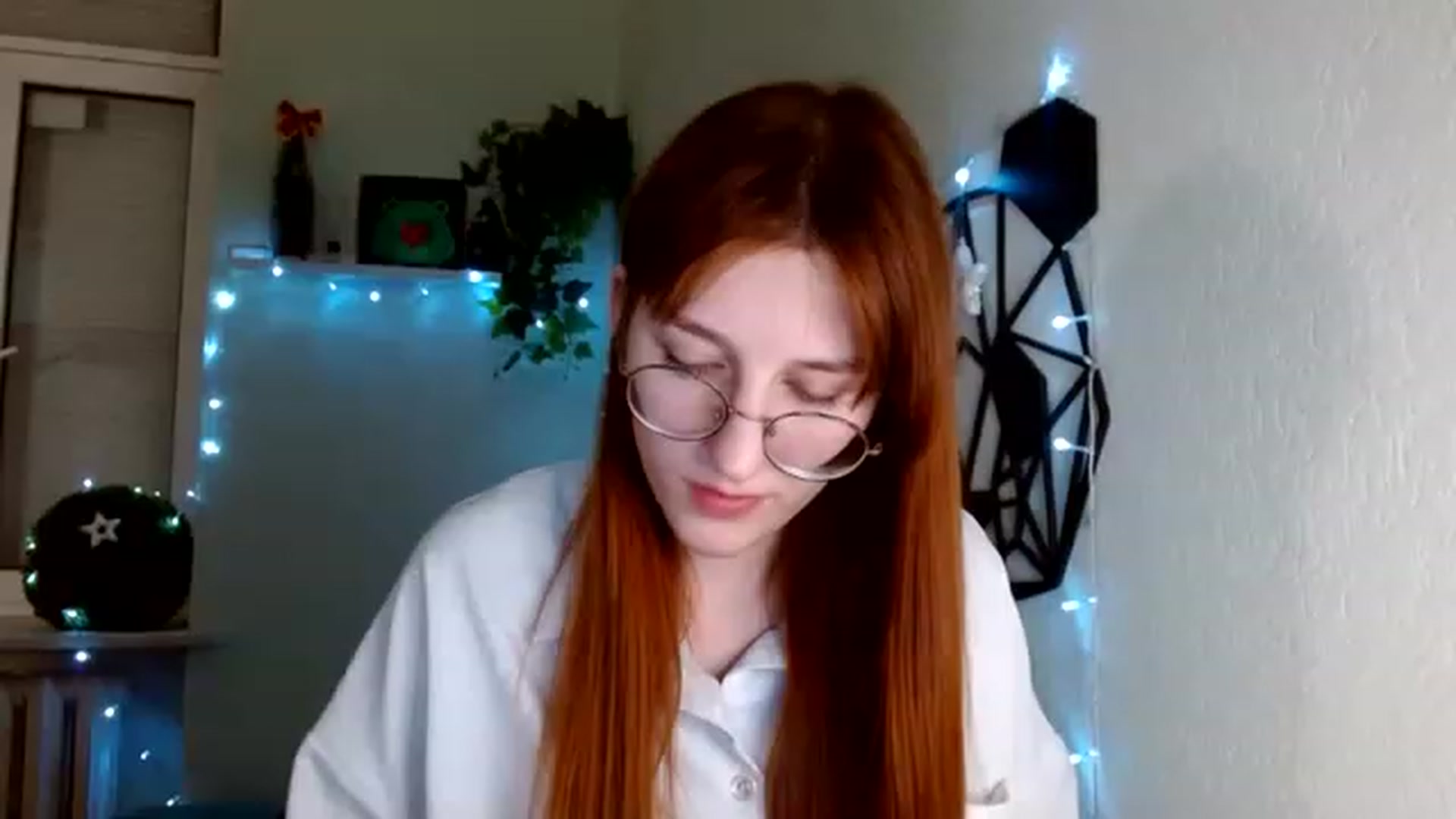 Gallery image thumbnail from Red_Hot_Fox's myfreecams stream on, 12/02/2022, 14:36 image 3 of 20
