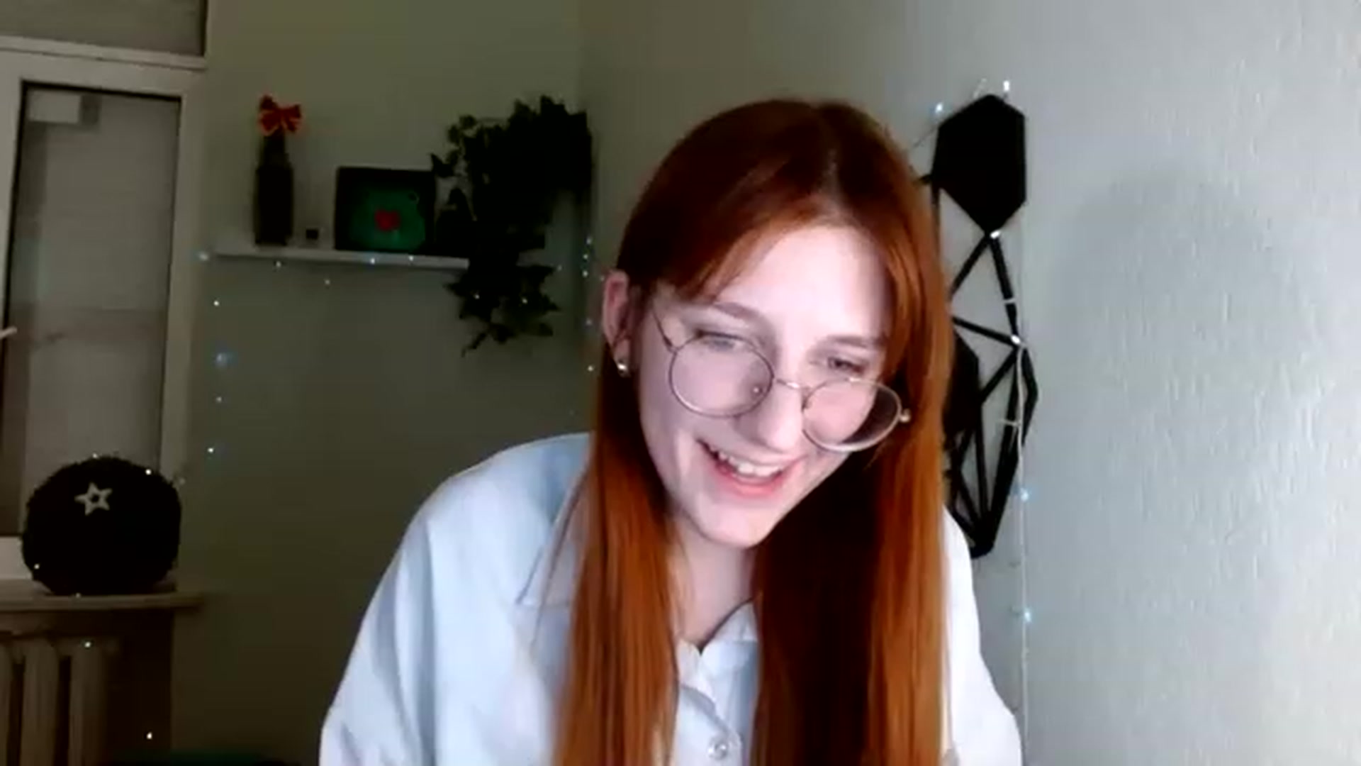 Gallery image thumbnail from Red_Hot_Fox's myfreecams stream on, 12/02/2022, 14:36 image 5 of 20