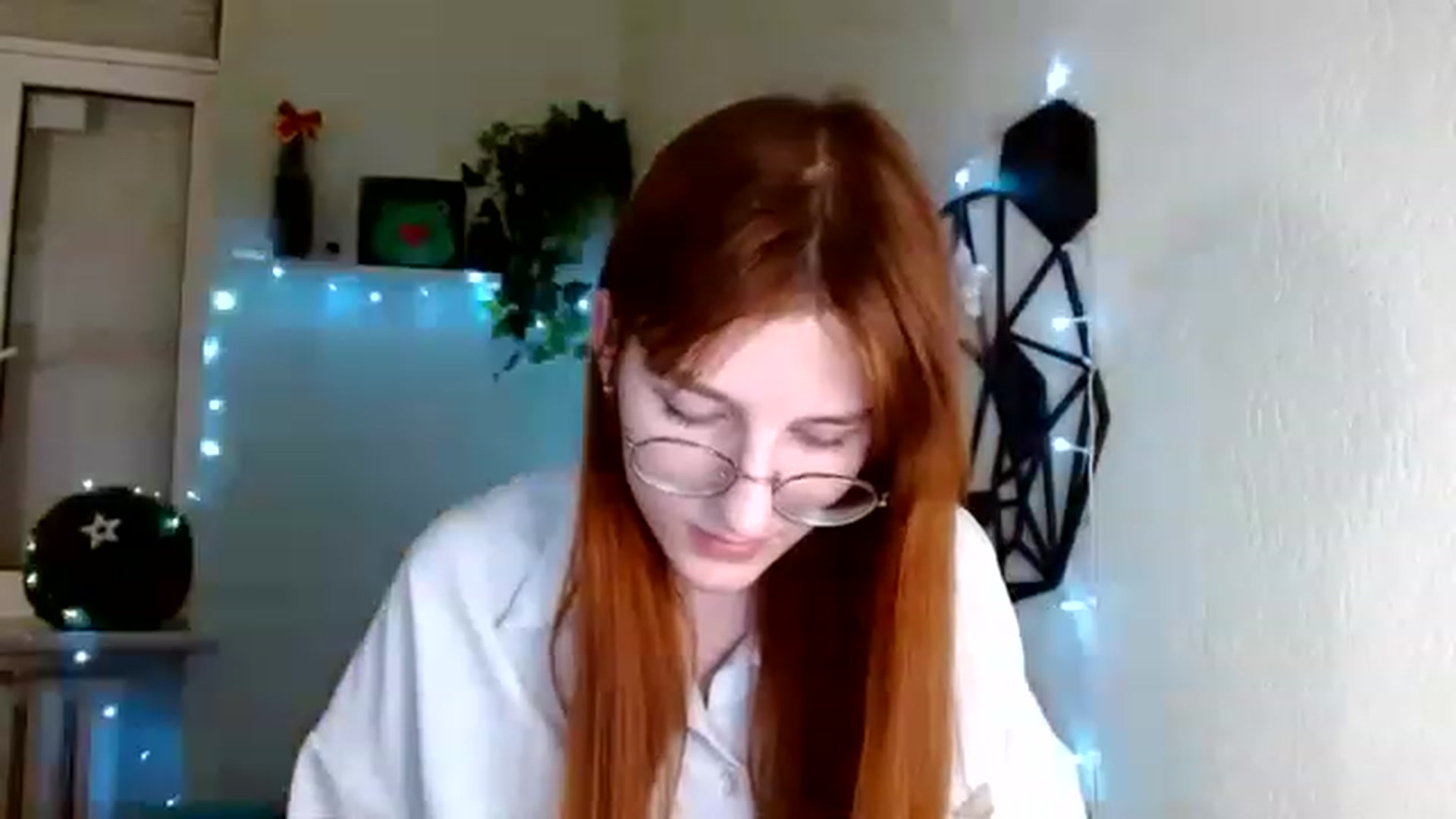 Gallery image thumbnail from Red_Hot_Fox's myfreecams stream on, 12/02/2022, 14:36 image 8 of 20