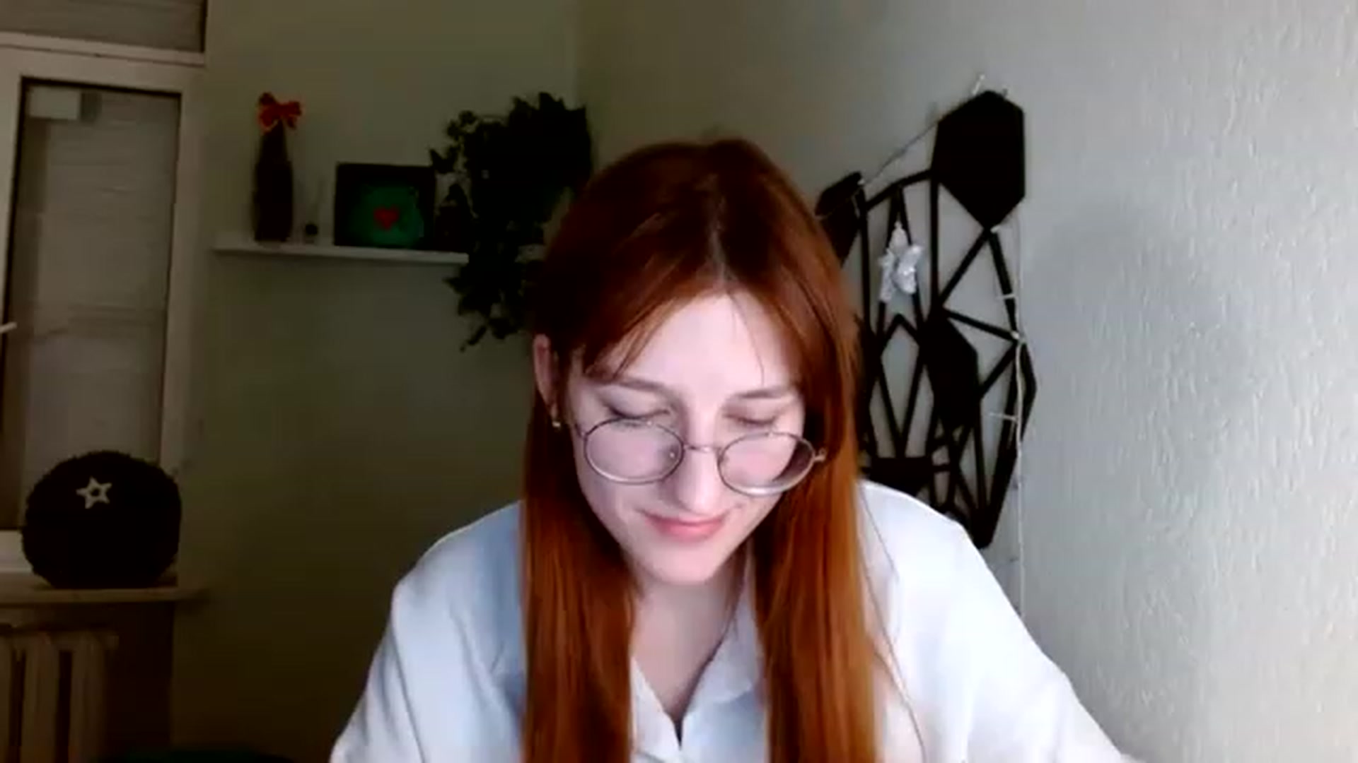 Gallery image thumbnail from Red_Hot_Fox's myfreecams stream on, 12/02/2022, 15:25 image 8 of 20